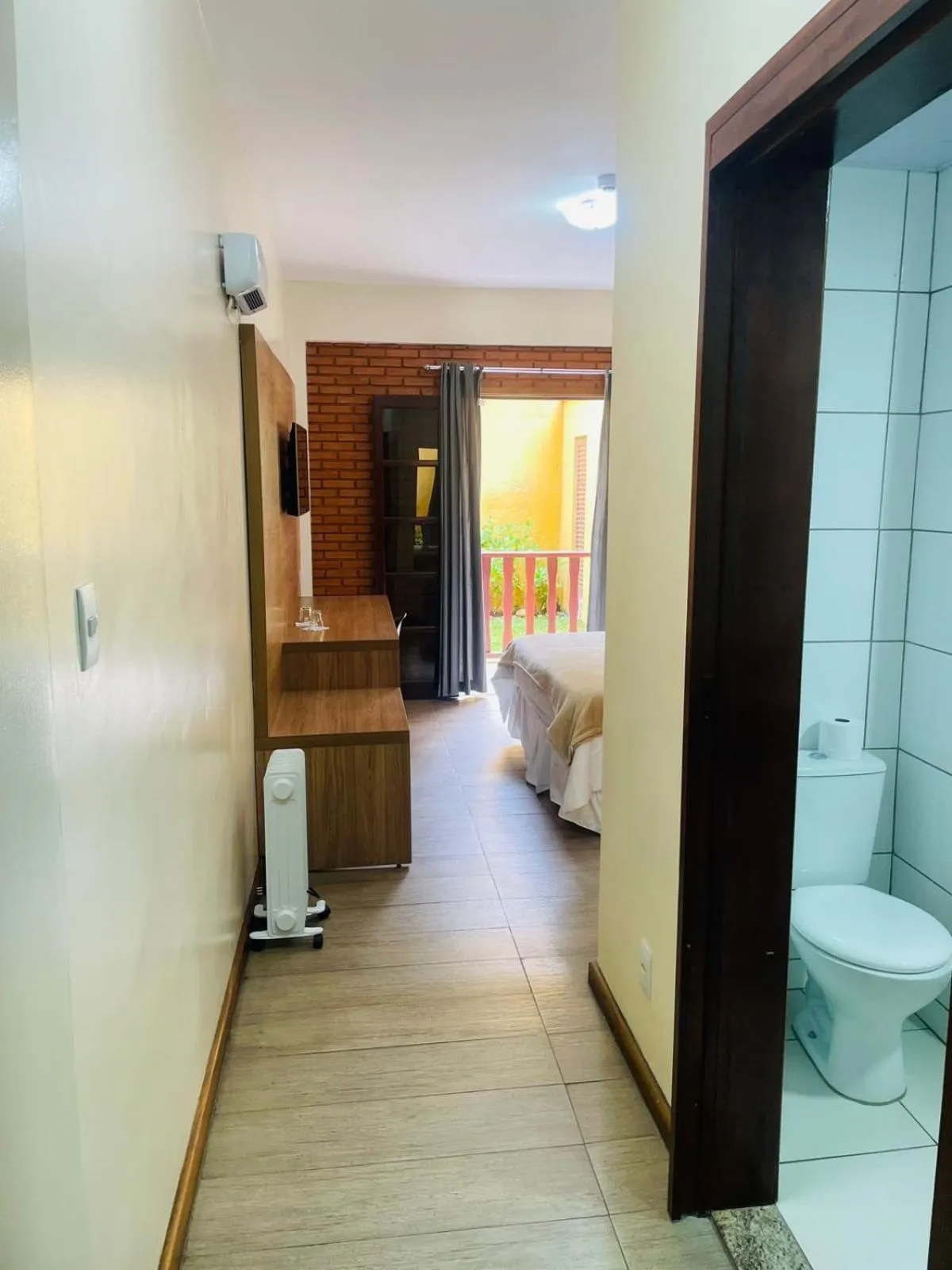 Bedroom, Bed in Hotel Garnier