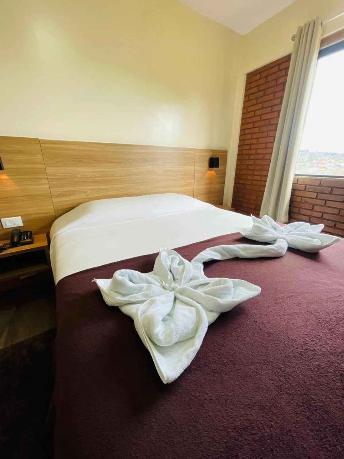 Bed in Hotel Garnier