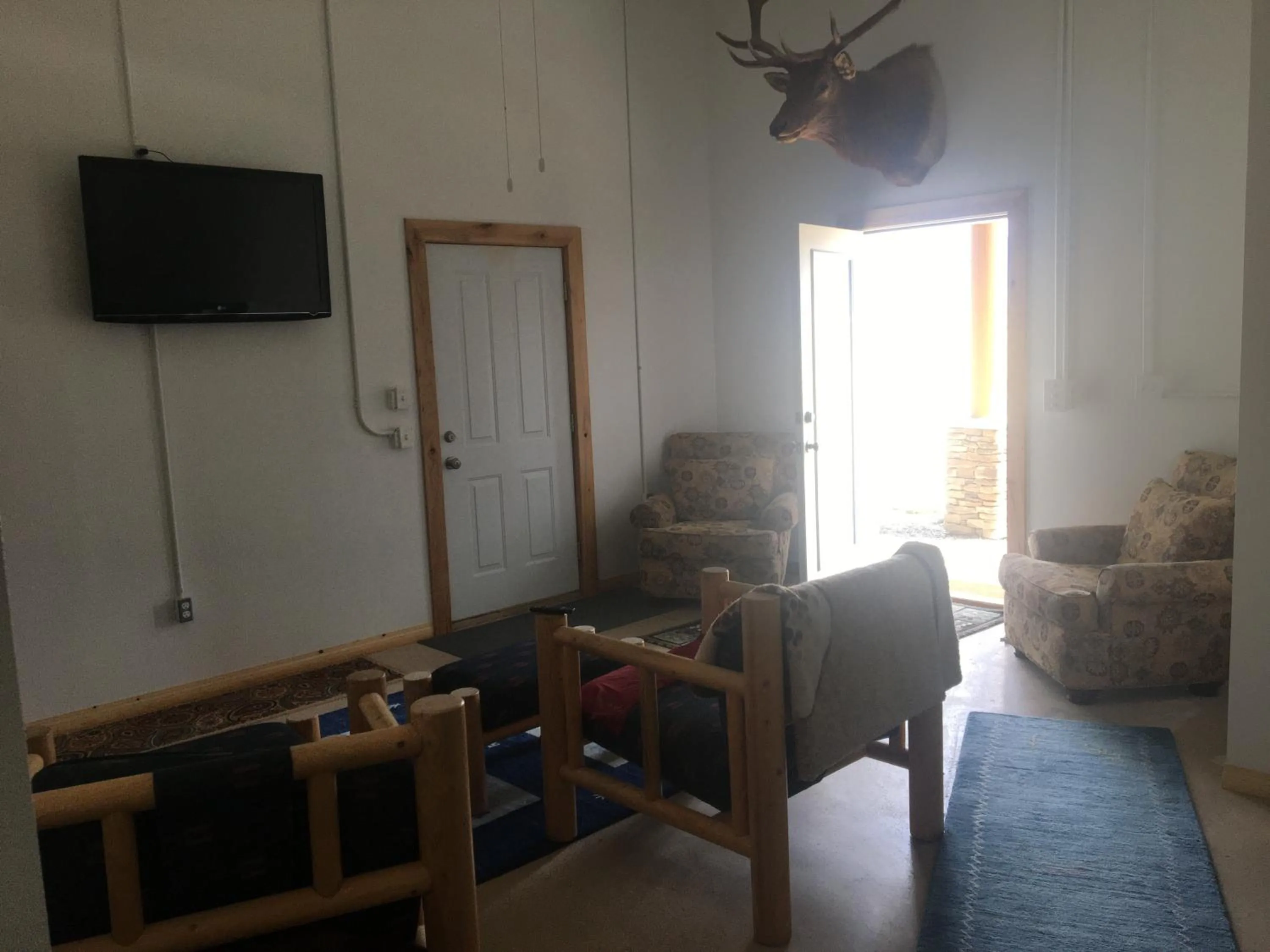 Living room in Dream Drift Motel