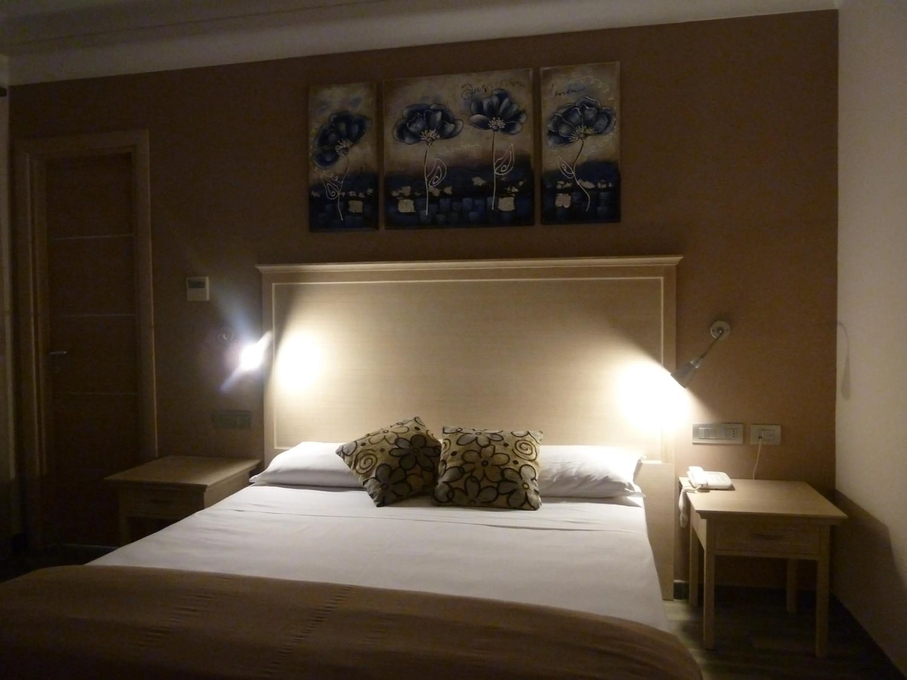 TV and multimedia, Bed in Casa Eli Roma B&B