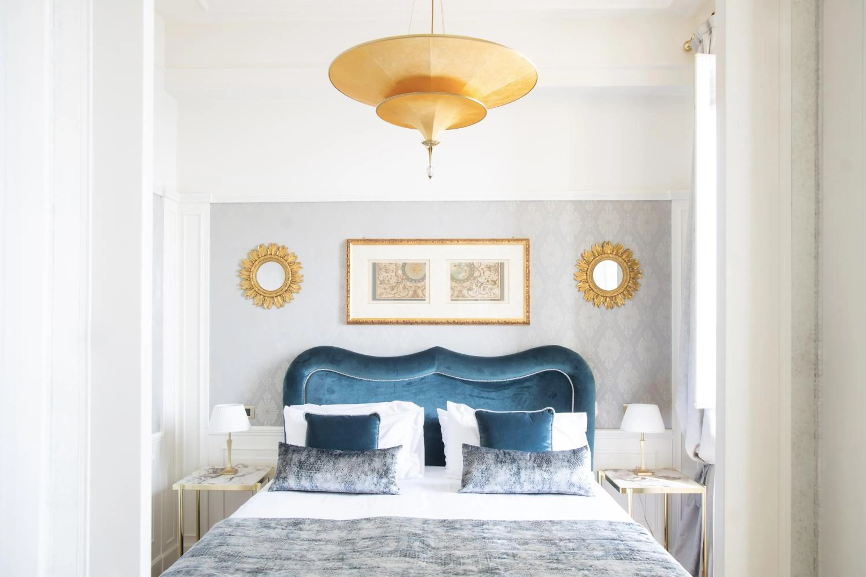 View (from property/room), Bed in Londra Palace Venezia