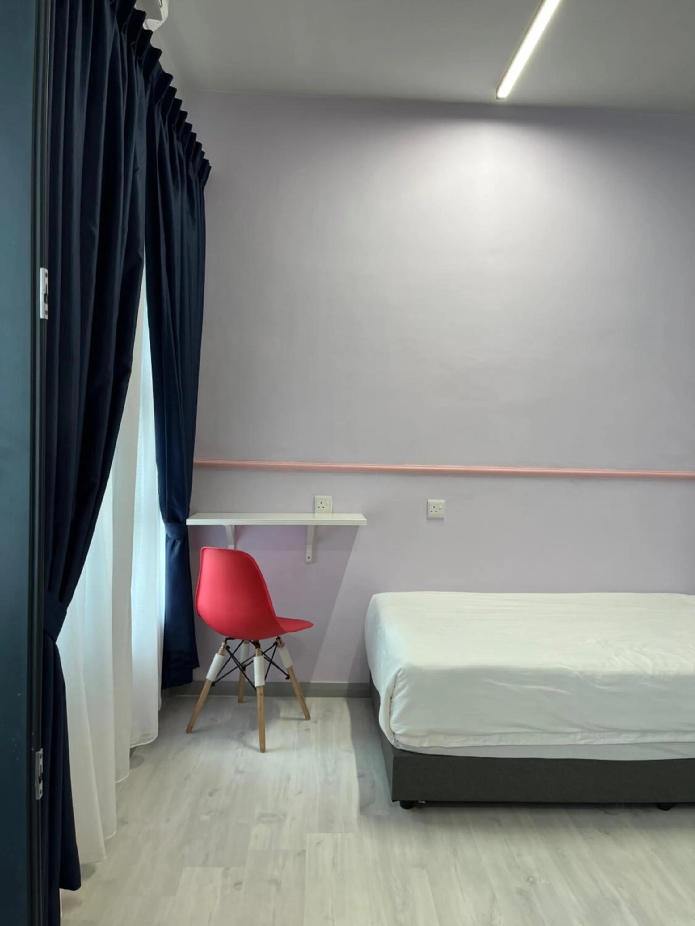 Bed in Splendours Condos@Jesselton Quay