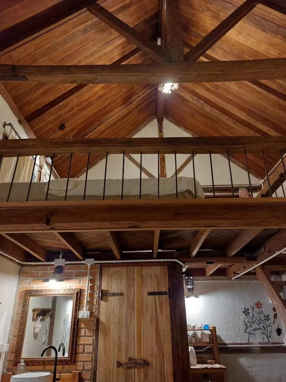 Photo of the whole room in THE RIVER RUNS CHIANG KLANG