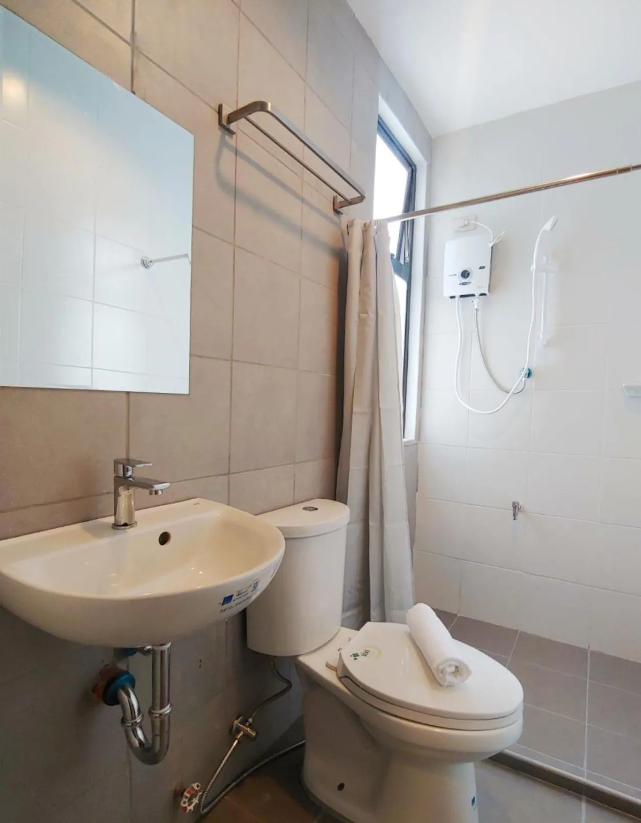 Bathroom in Kaizen Suites