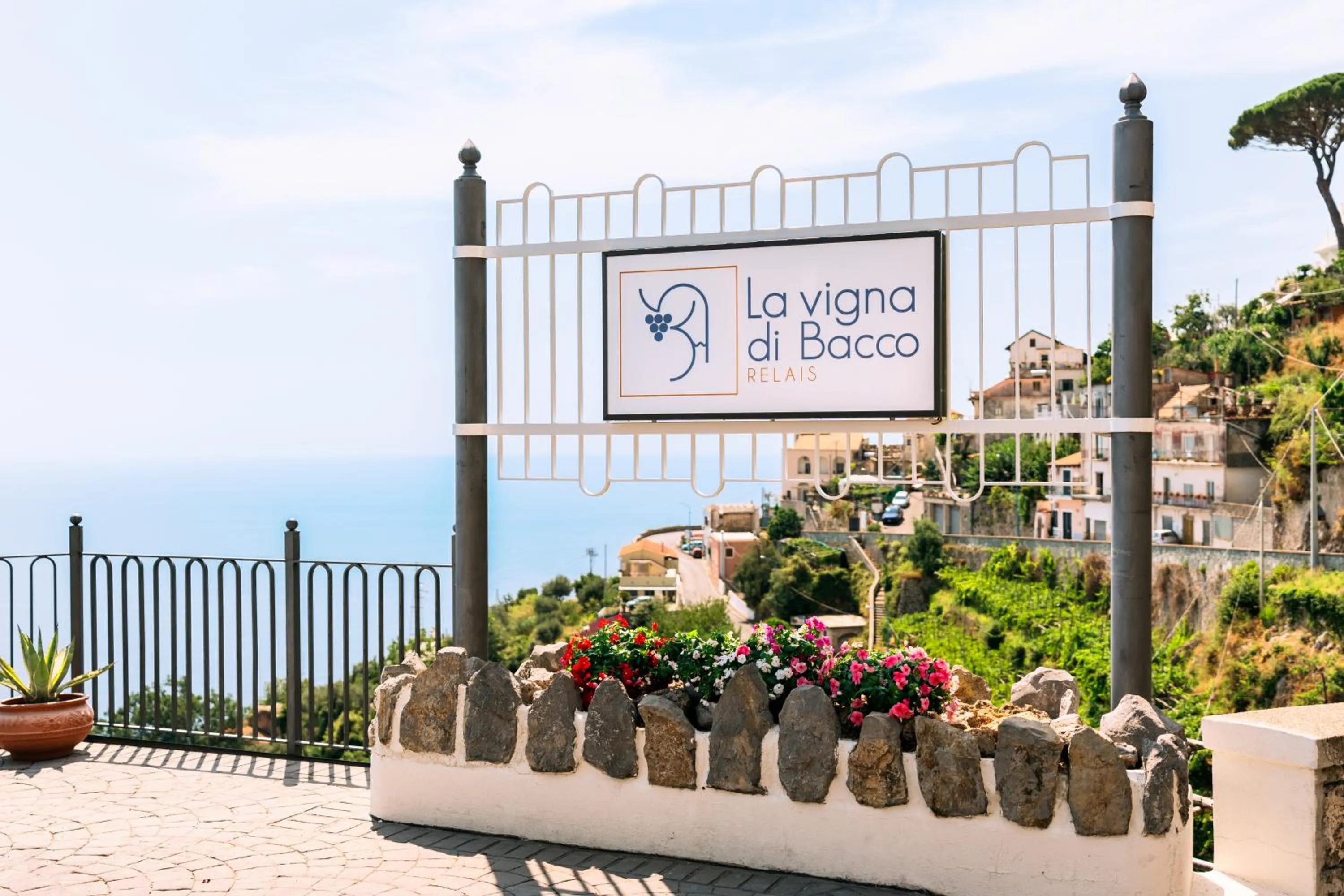 Property logo or sign in La Vigna di Bacco