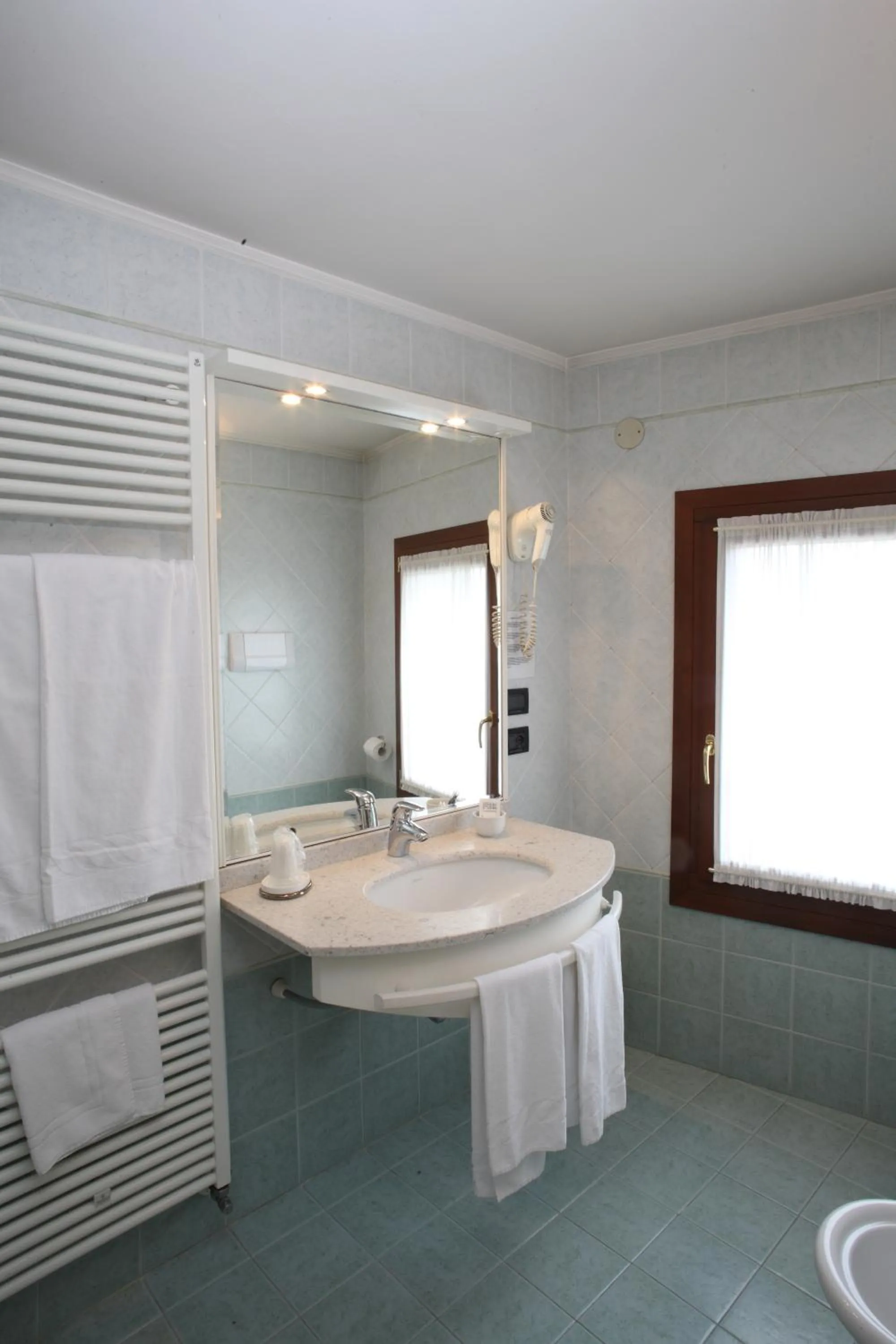 Bathroom in Albergo Alla Campana