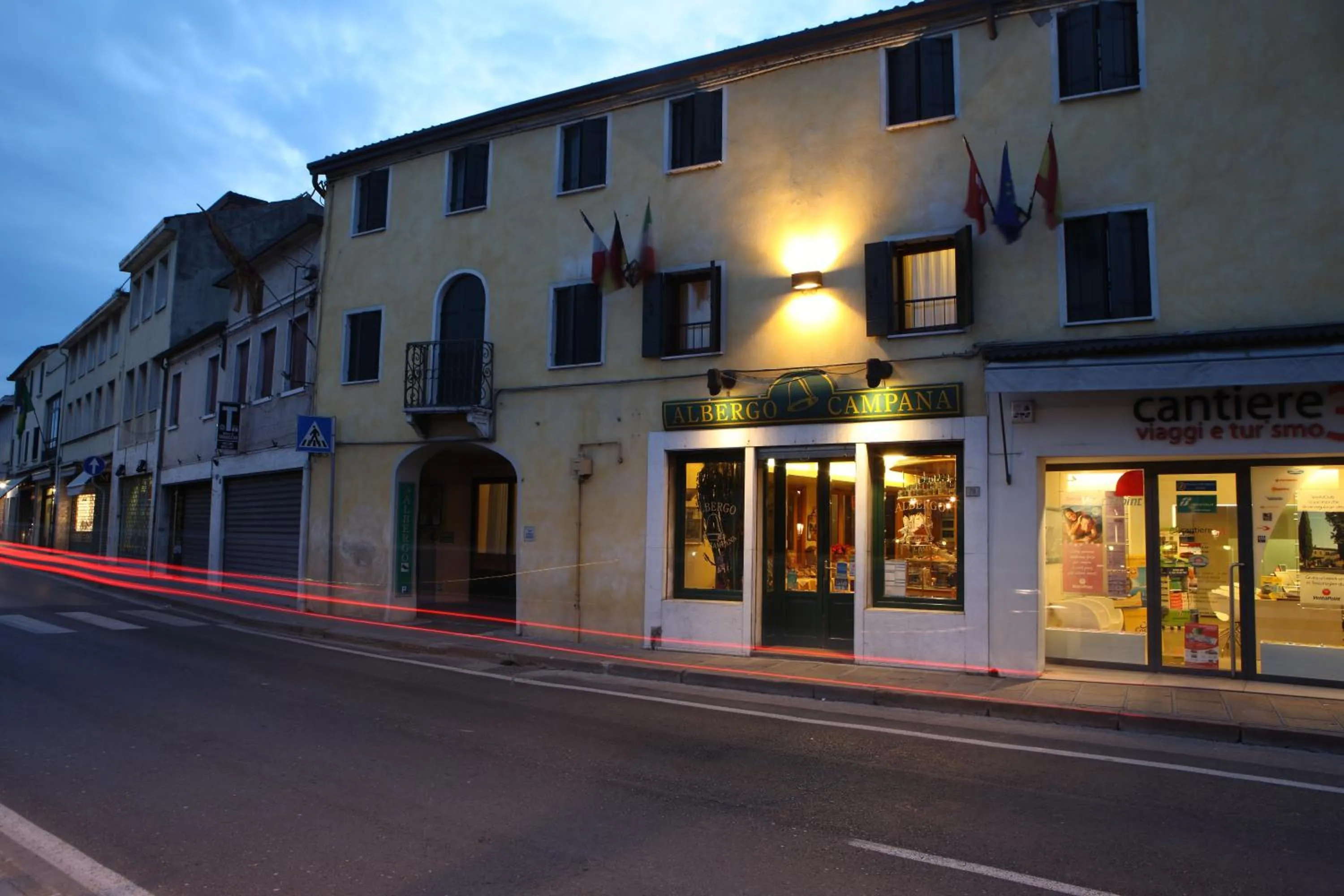 Property building in Albergo Alla Campana