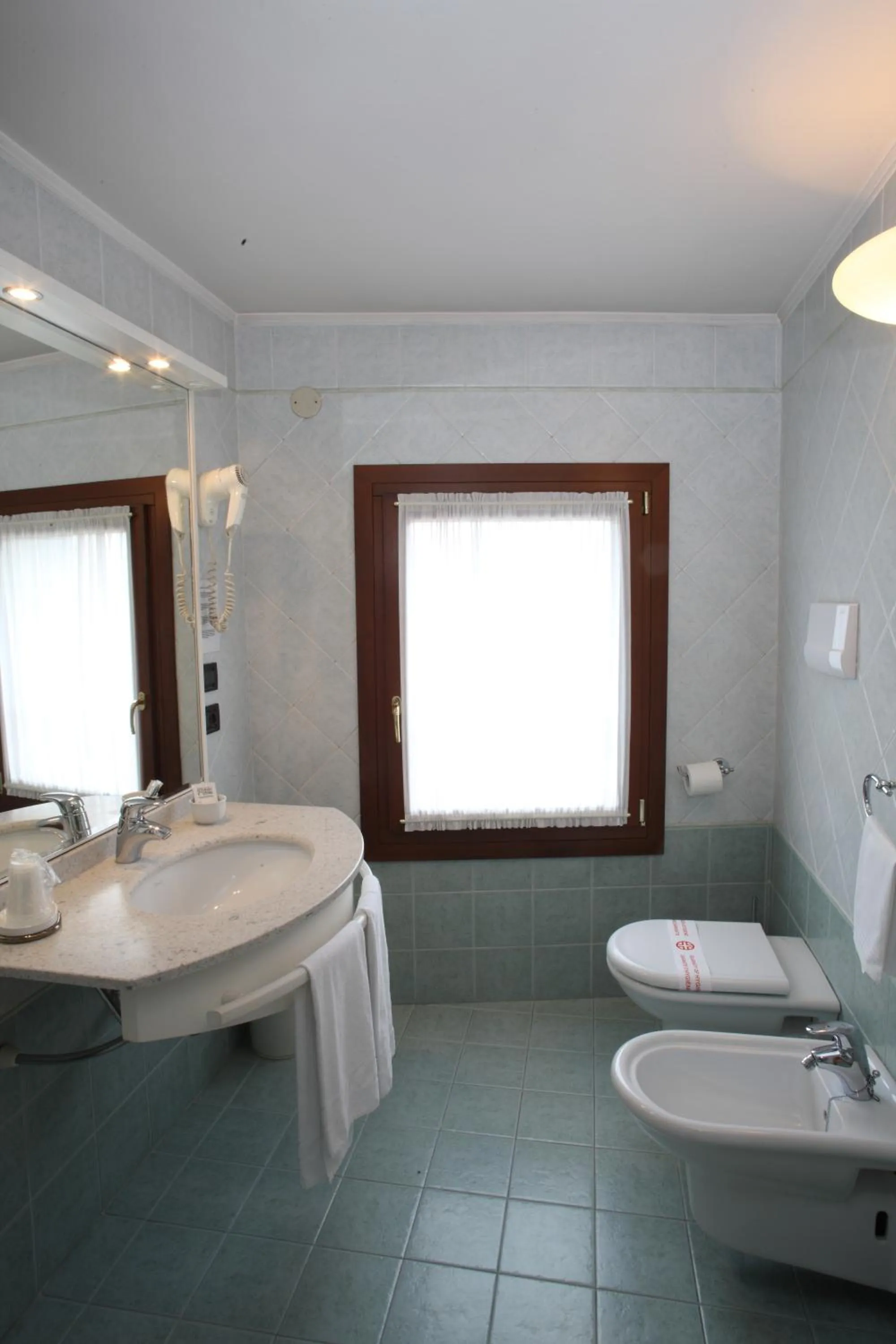 Bathroom in Albergo Alla Campana