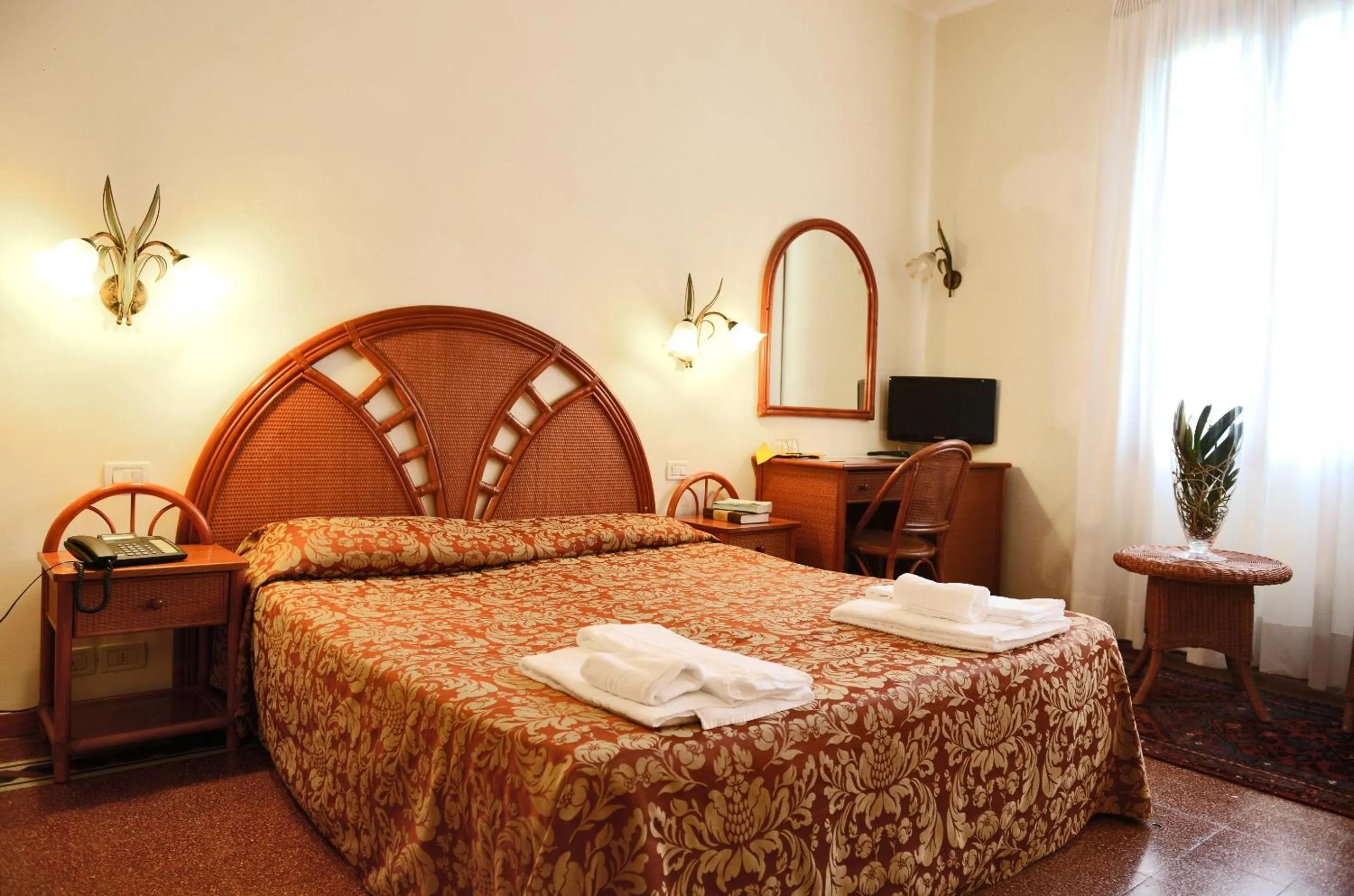 Day in Hotel Villa Orio & Beatrice