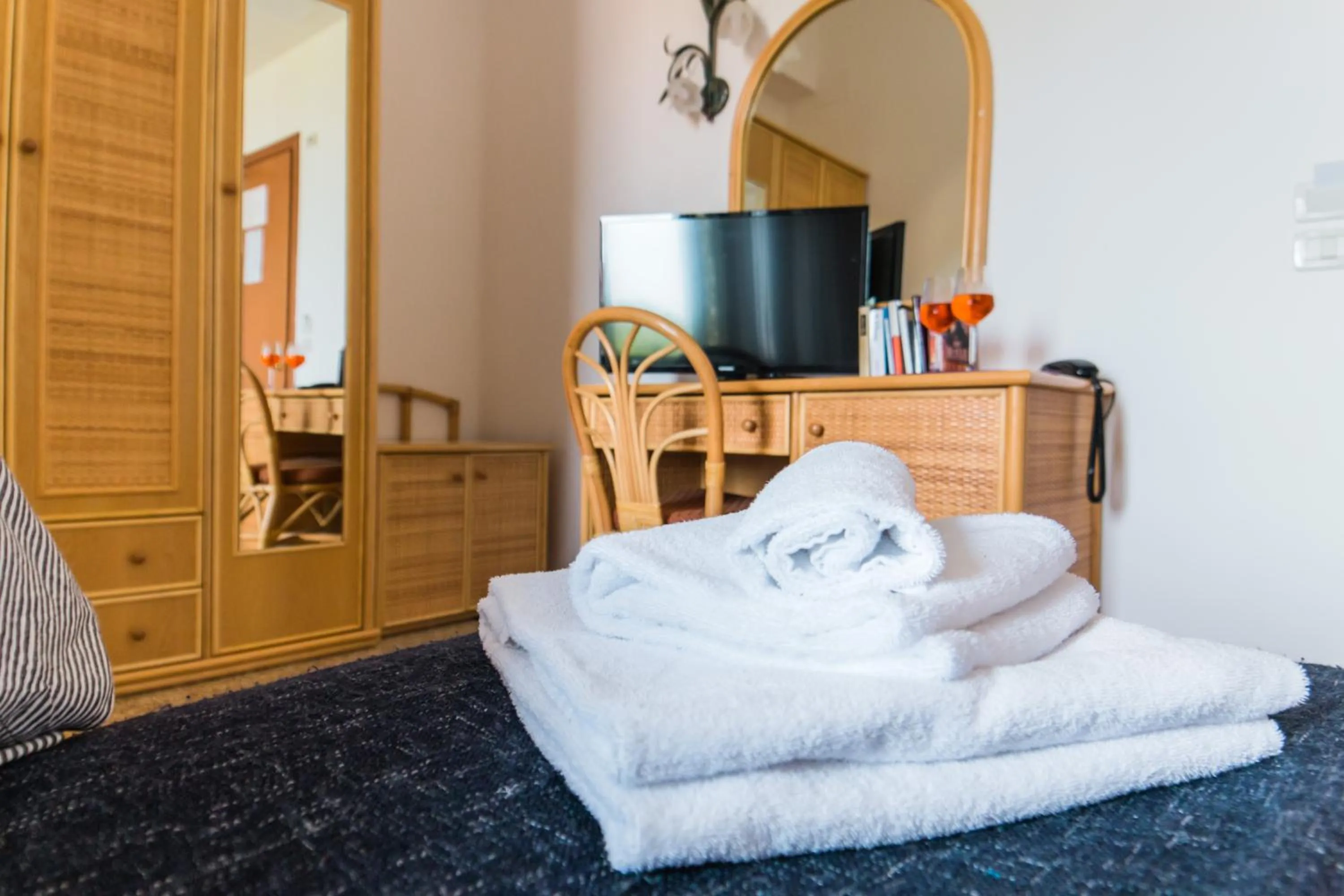 TV and multimedia in Hotel Villa Orio & Beatrice