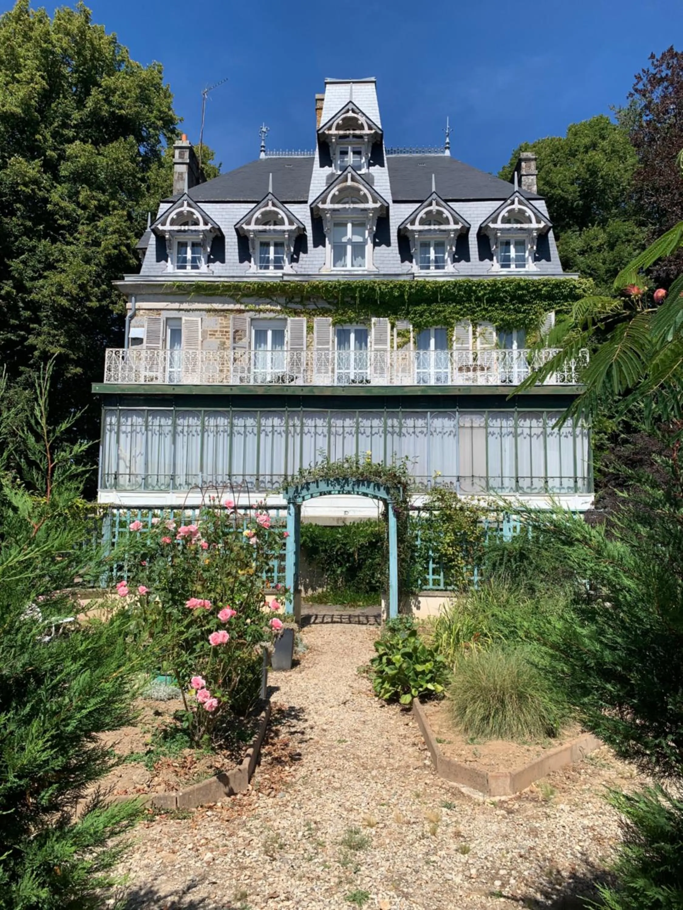 Property building in Manoir Sainte Cecile Art Nouveau