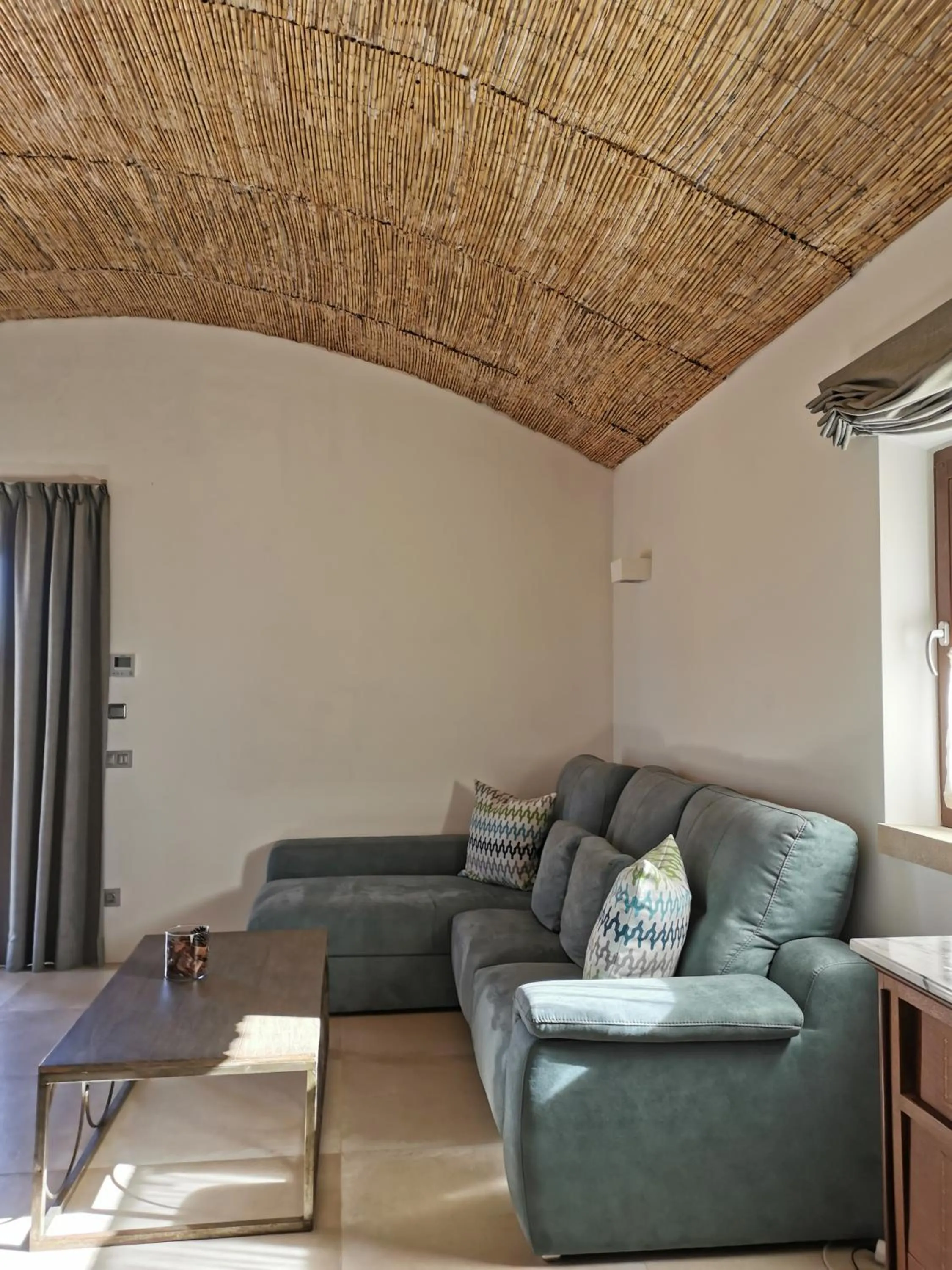 Living room in Bennoc Petit Hotel