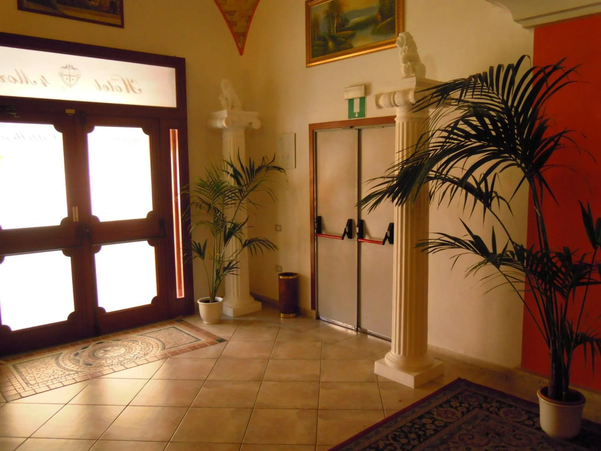 Decorative detail in Hotel 4 Mori