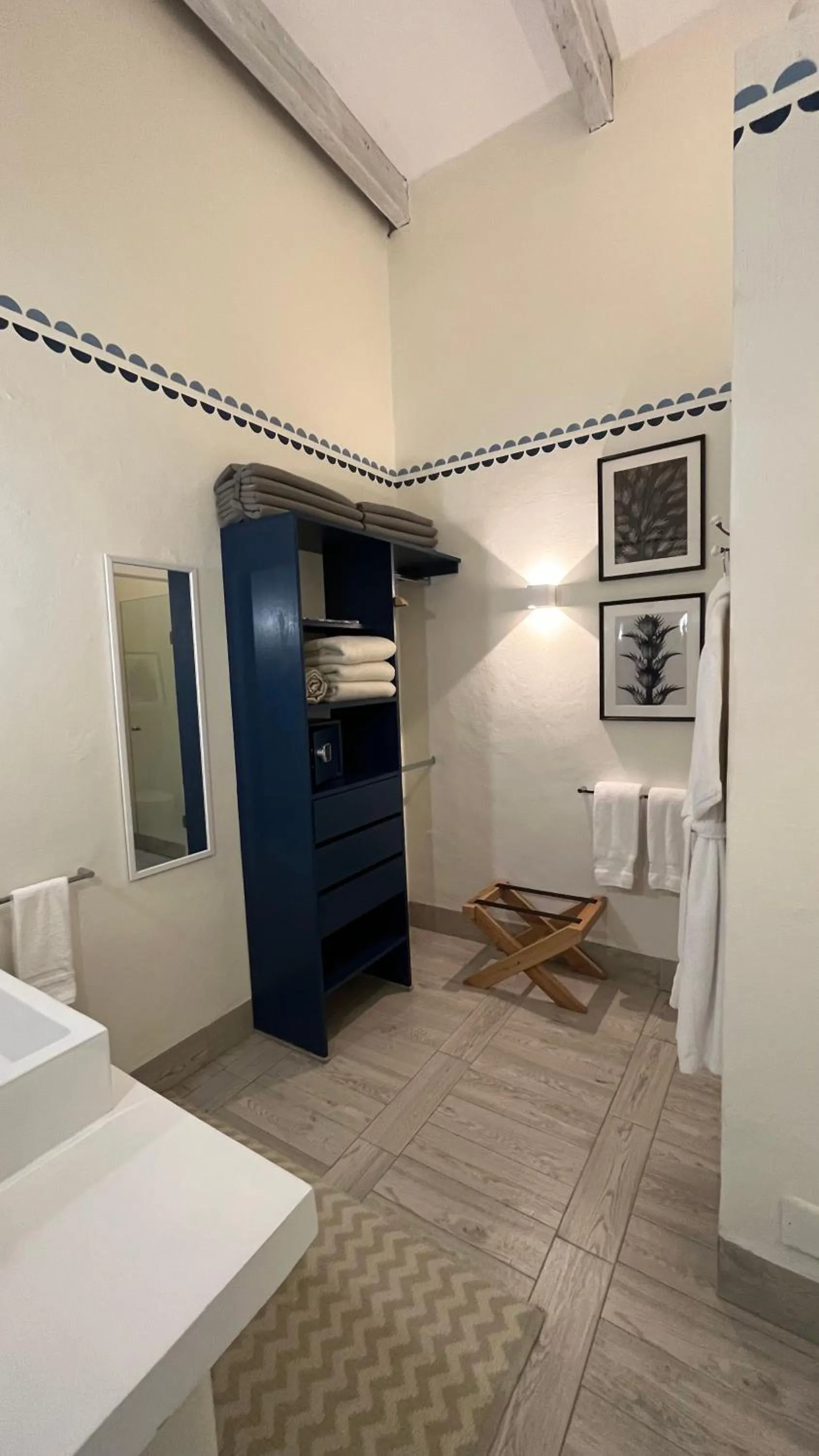 Bed in Hotel El Ciruelo, Tepoztlán