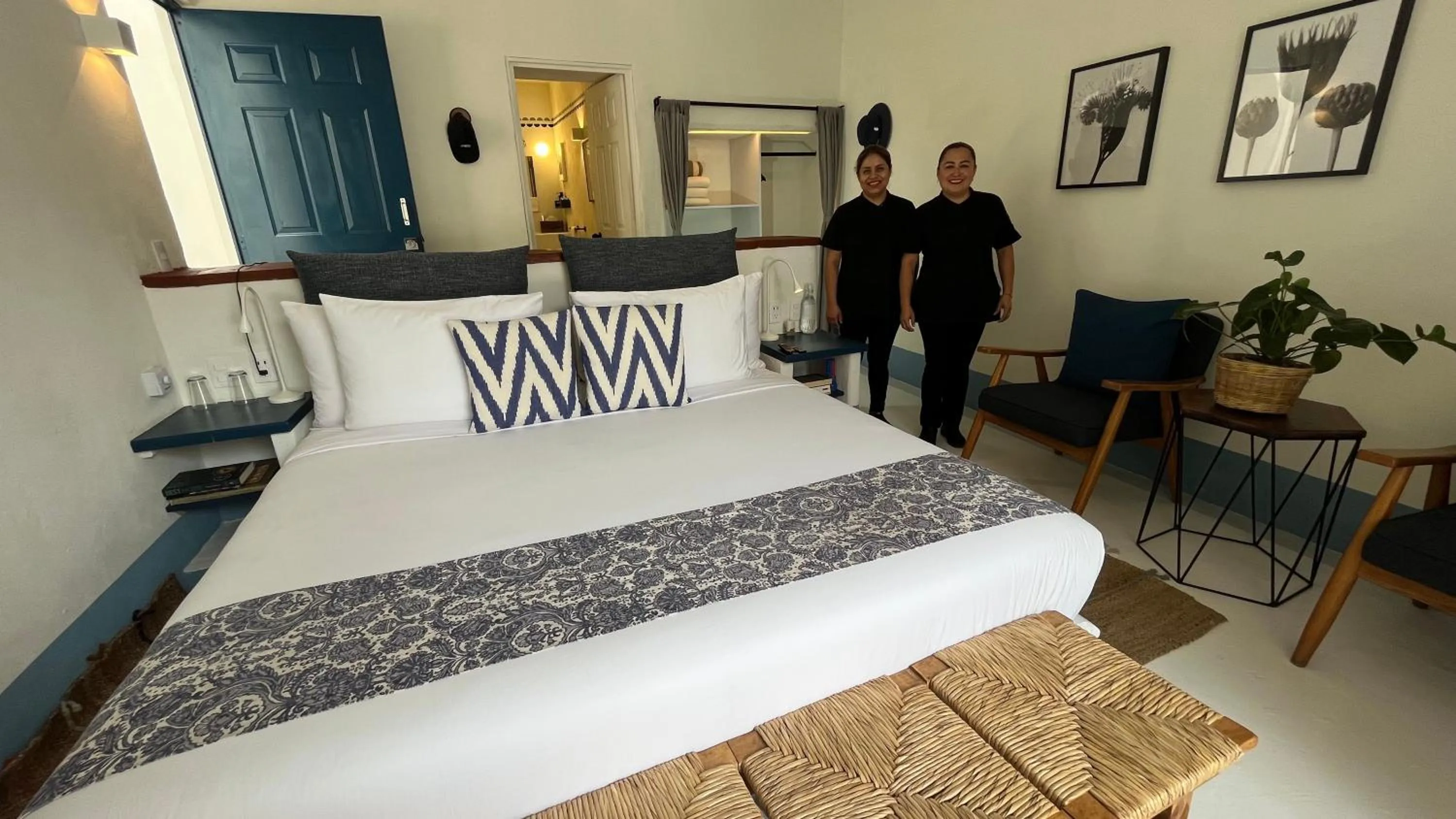 Bed in Hotel El Ciruelo, Tepoztlán