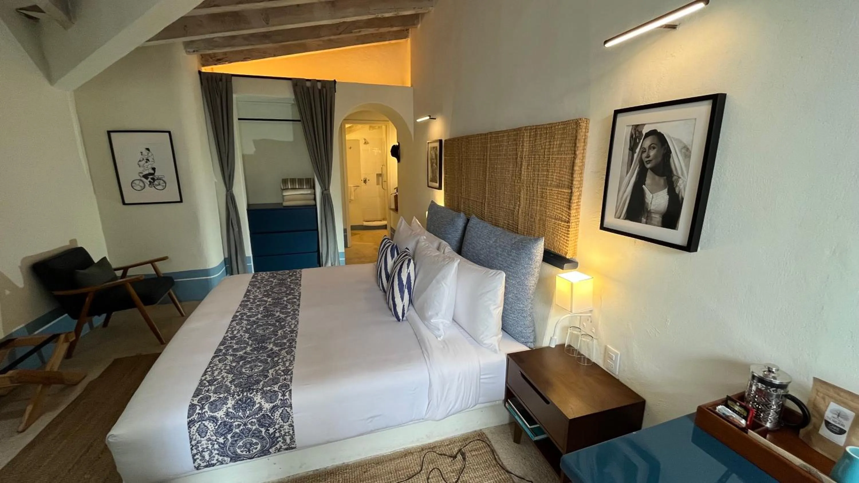 Bed in Hotel El Ciruelo, Tepoztlán