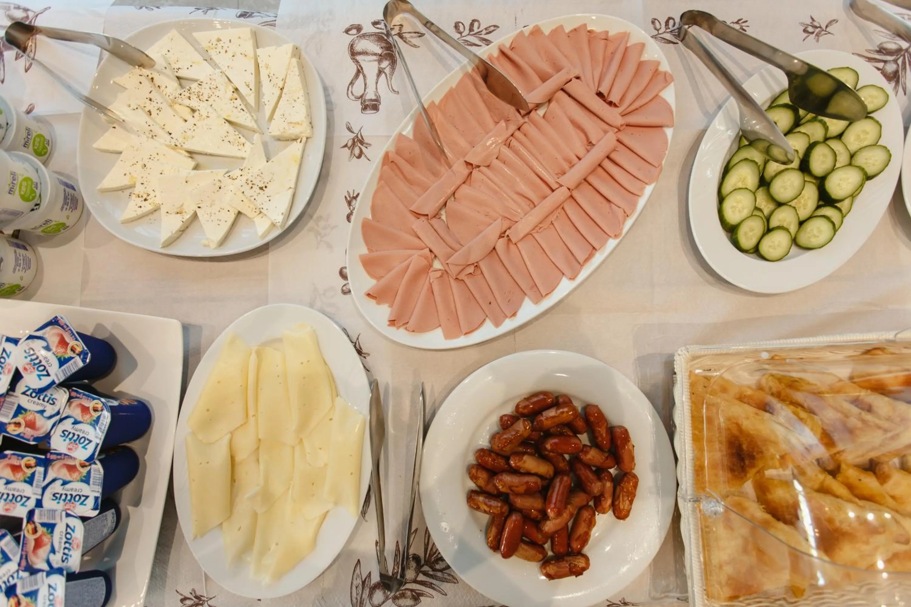 Food and drinks in Happy Stay