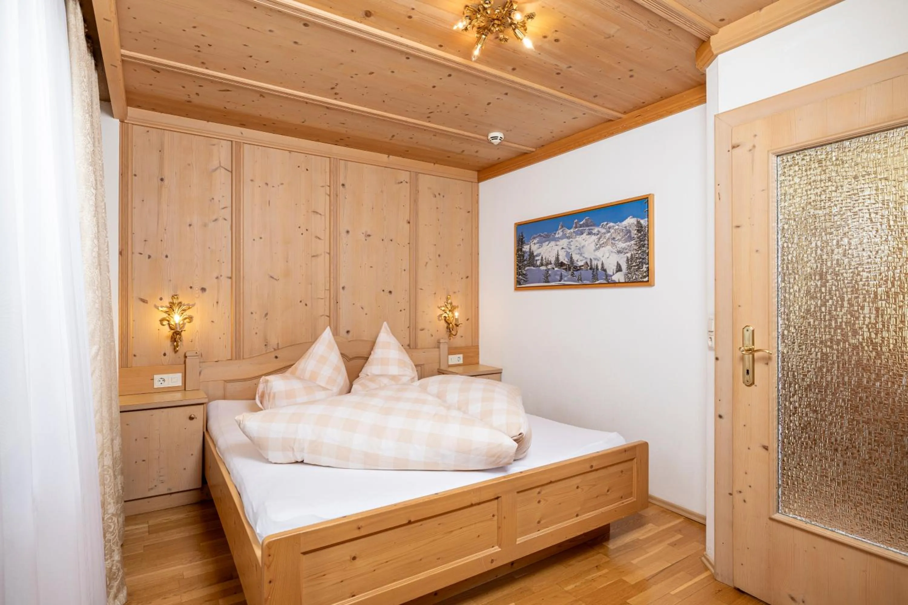 Bedroom, Bed in Aparthotel Landhaus St. Joseph (Indoor Pool)