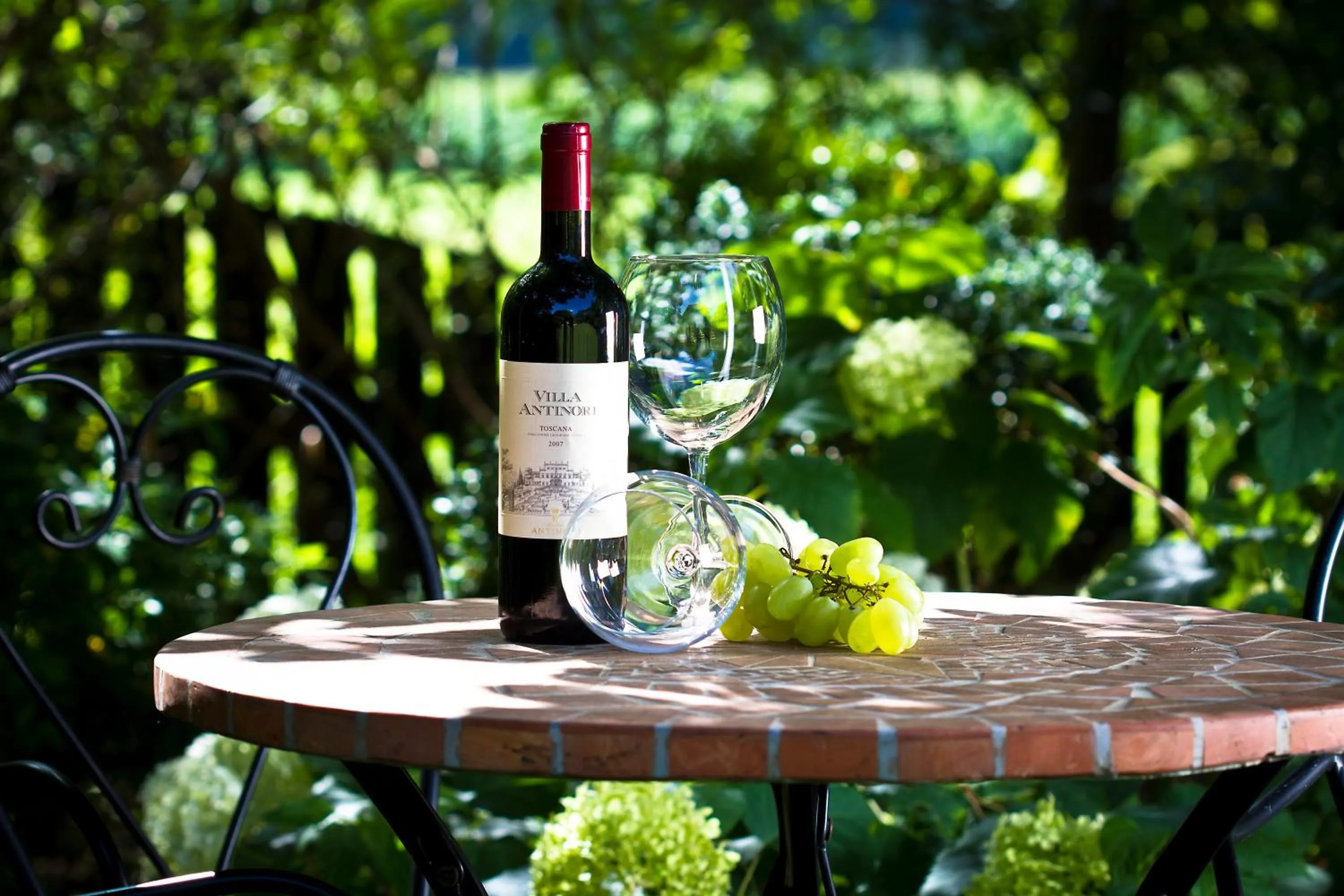 Food and drinks in Aparthotel Landhaus St. Joseph (Indoor Pool)