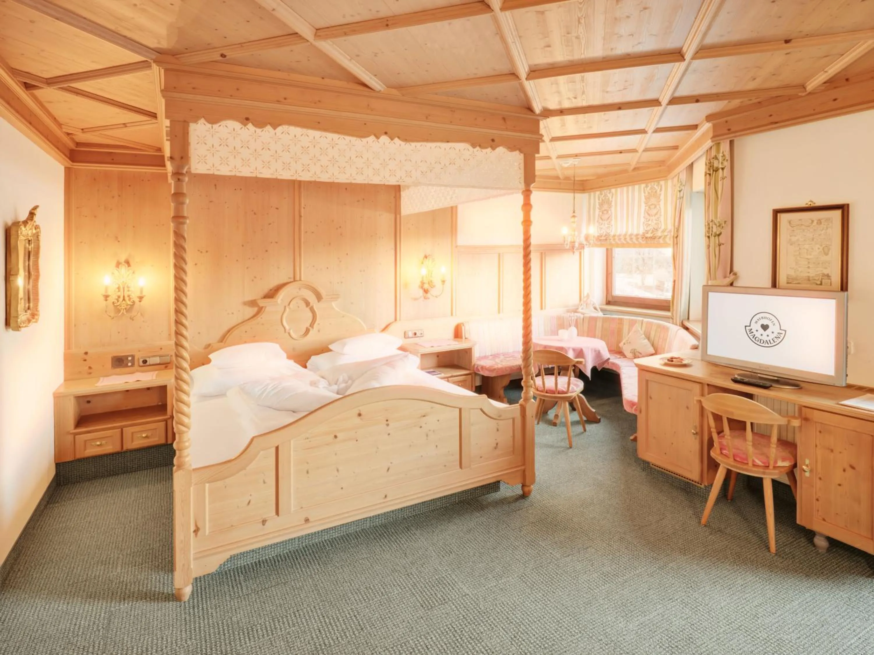 Bed in Hotel Magdalena Mayrhofen