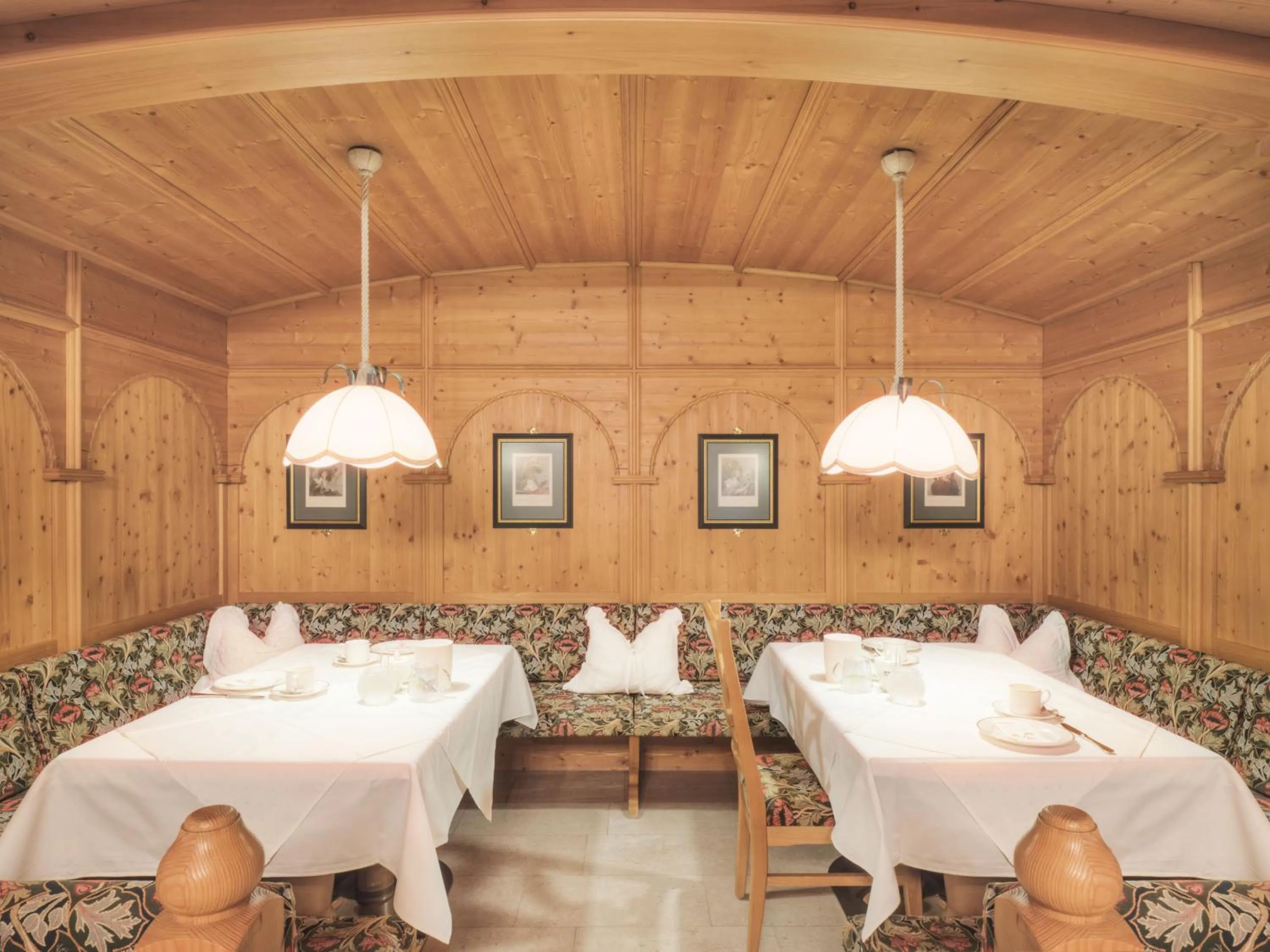 Breakfast, Bed in Hotel Magdalena Mayrhofen