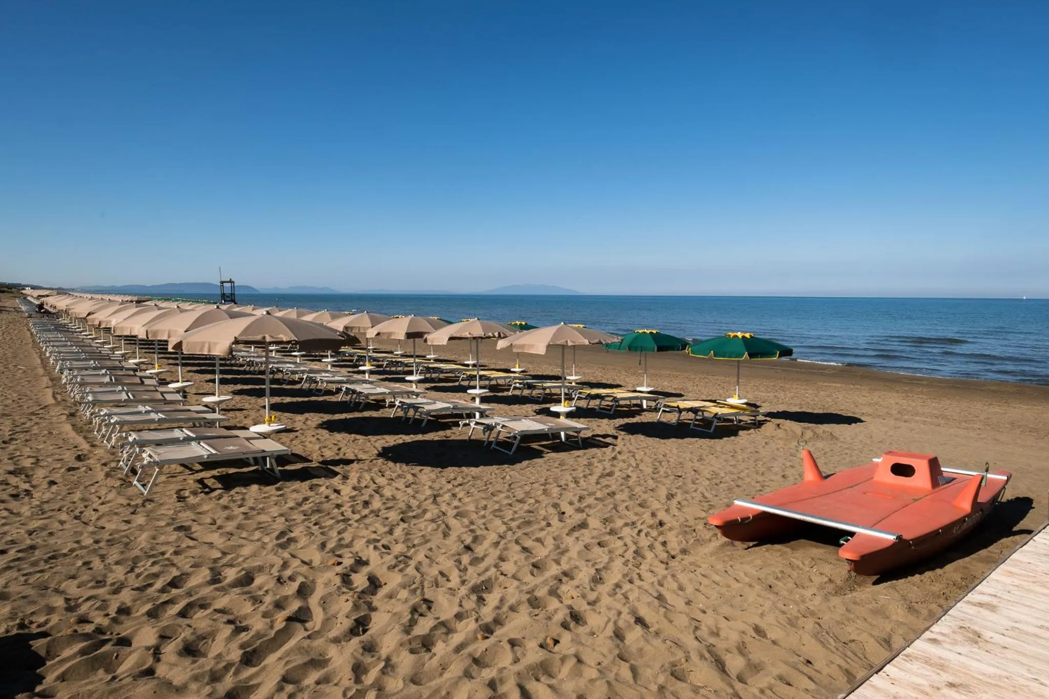 Beach in Canado Family Hotel