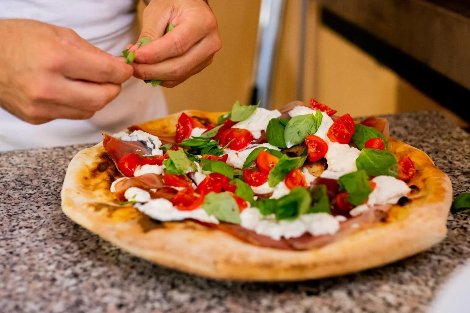 Restaurant/places to eat in Canado Family Hotel