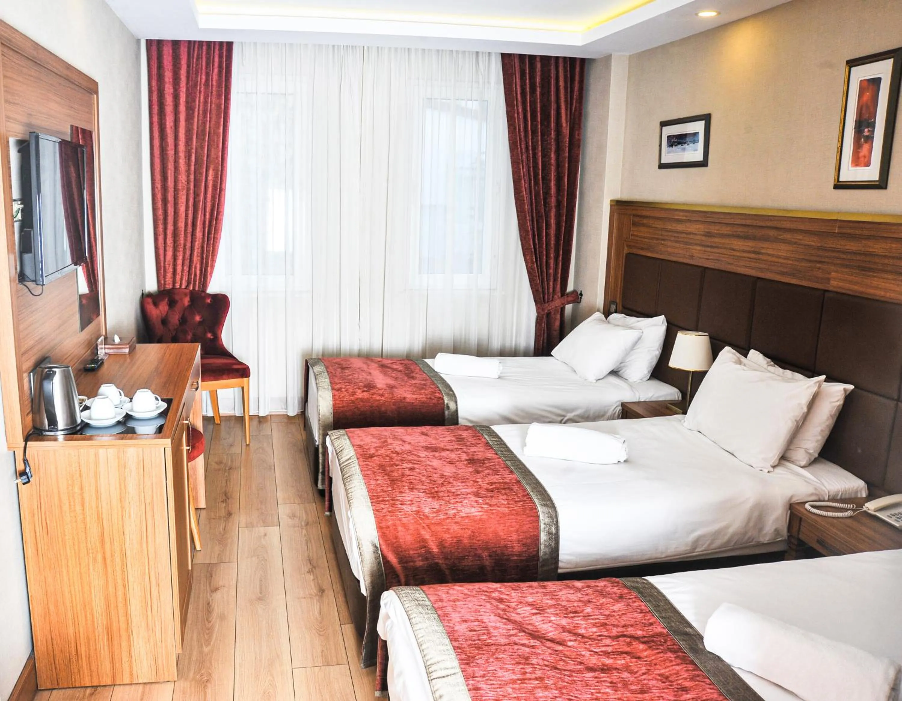 Garden view, Bed in Hotel Erguvan - Special Category