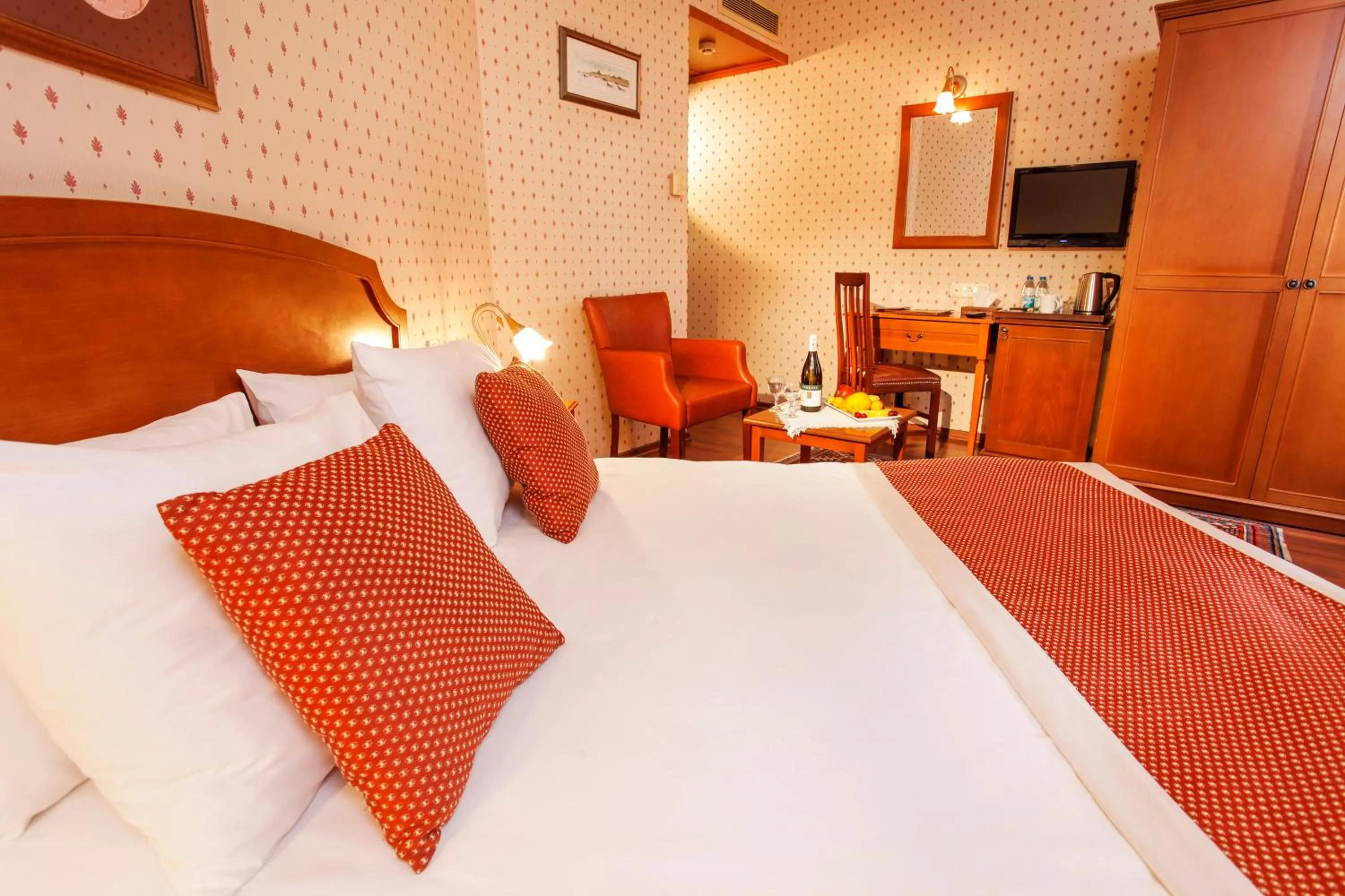 Photo of the whole room, Bed in Hotel Erguvan - Special Category