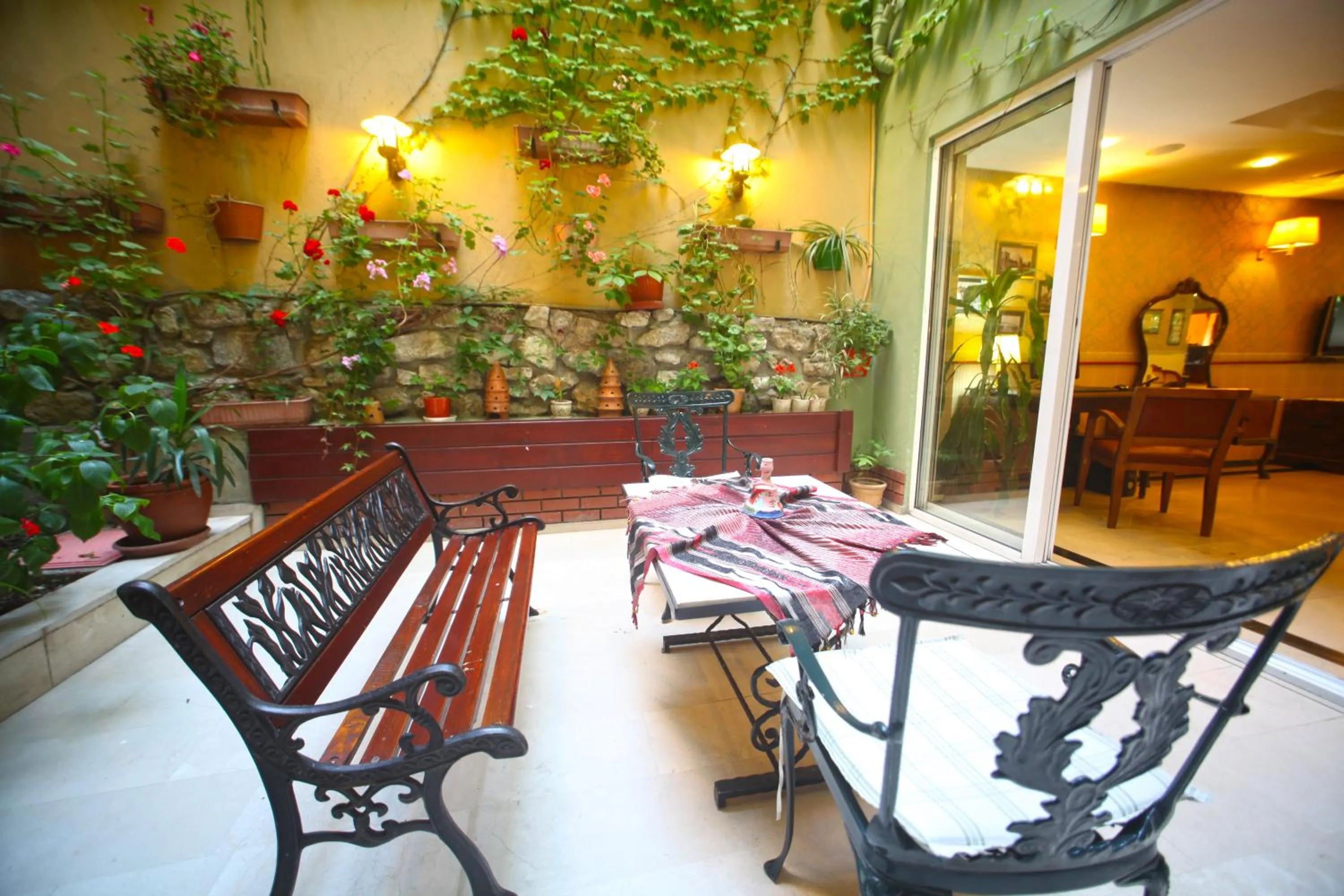 Garden in Hotel Erguvan - Special Category