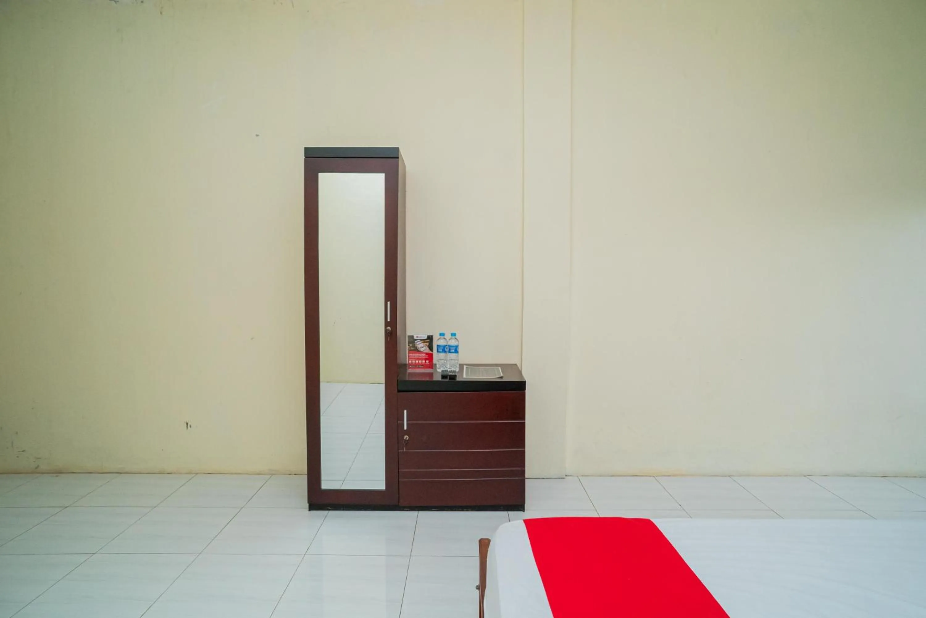 RedDoorz Syariah @ Jalan Bukit Kaminting 2