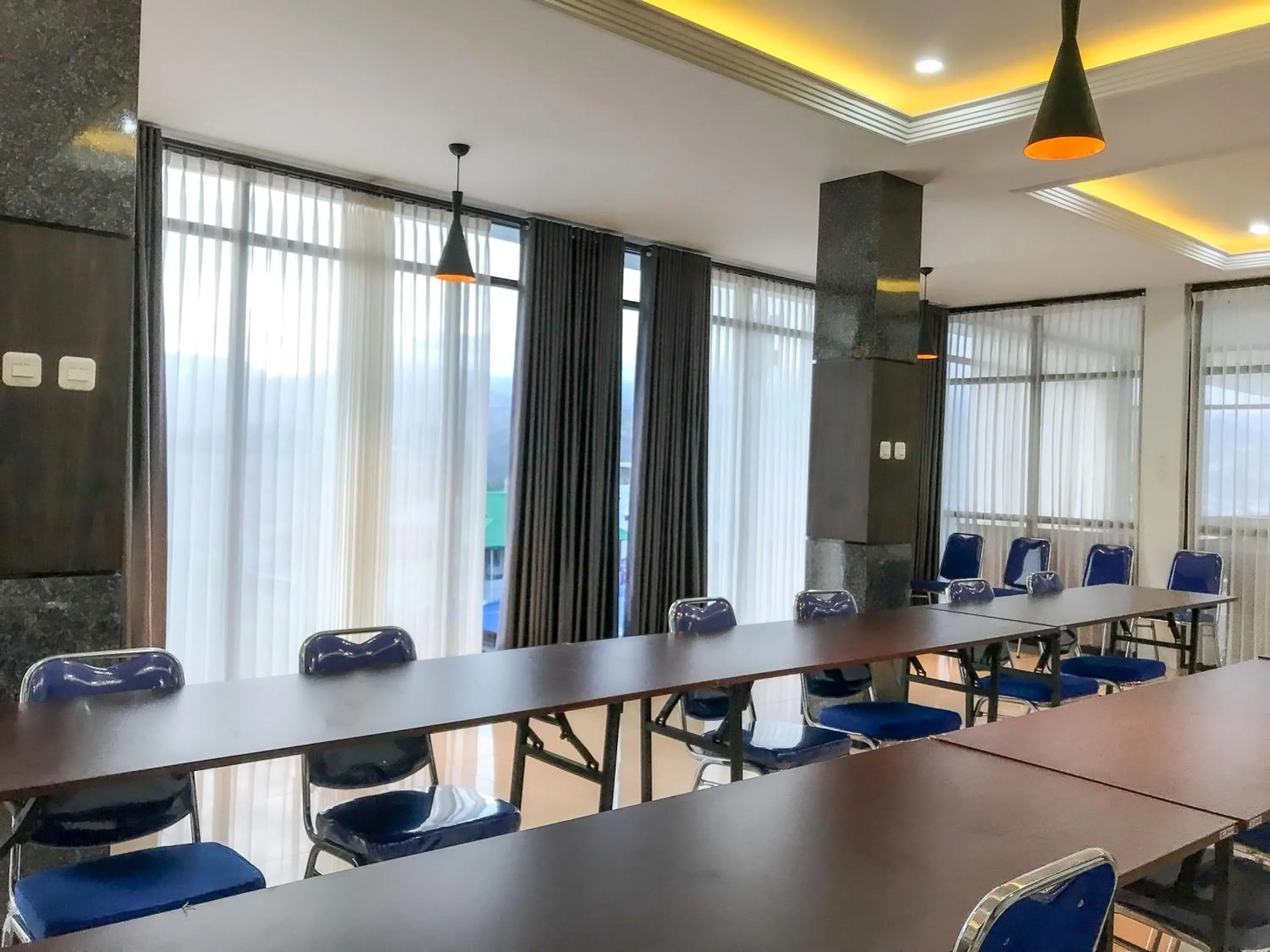 RedDoorz @ Gerson Hotel Abepura