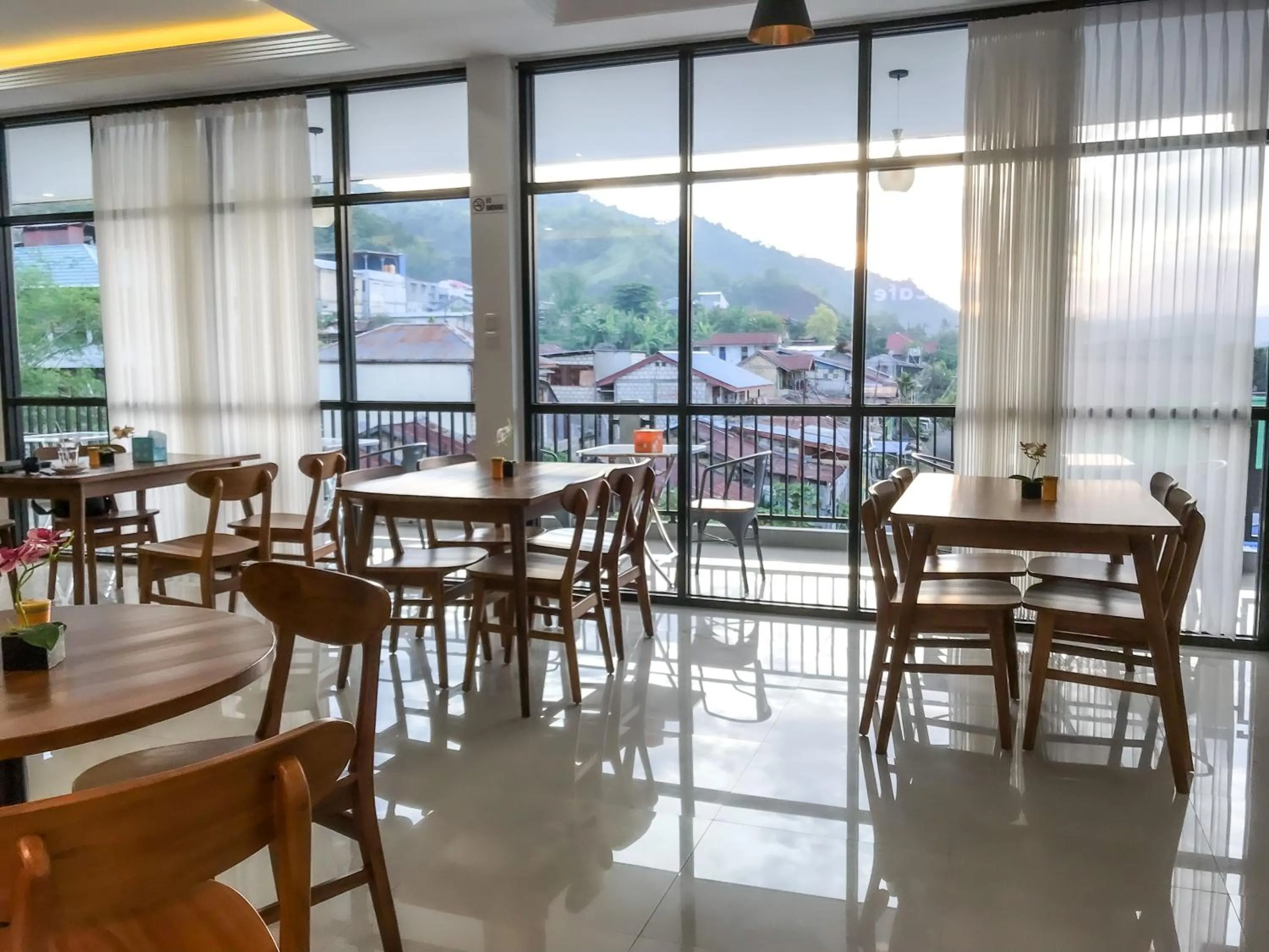 RedDoorz @ Gerson Hotel Abepura