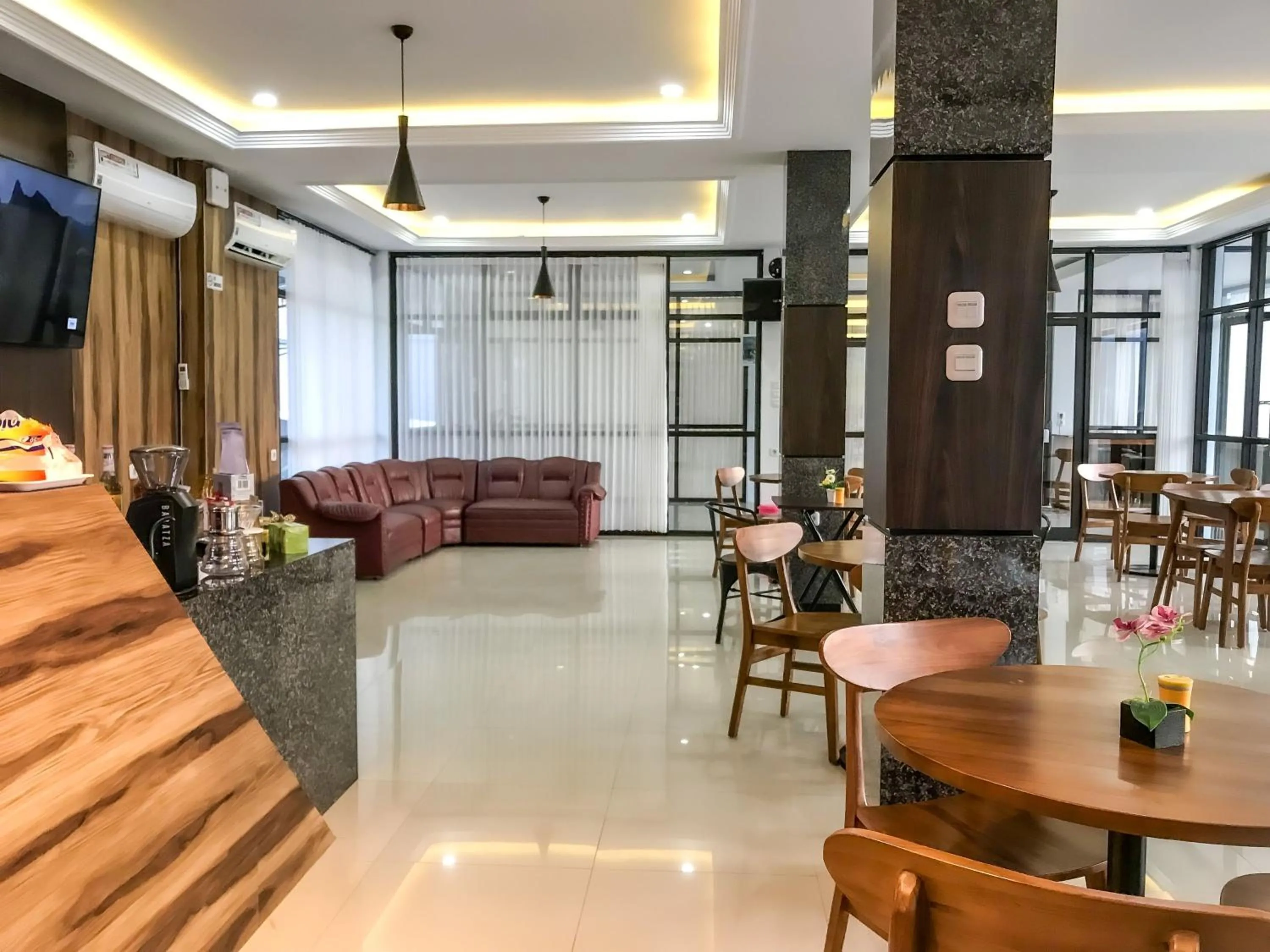 RedDoorz @ Gerson Hotel Abepura