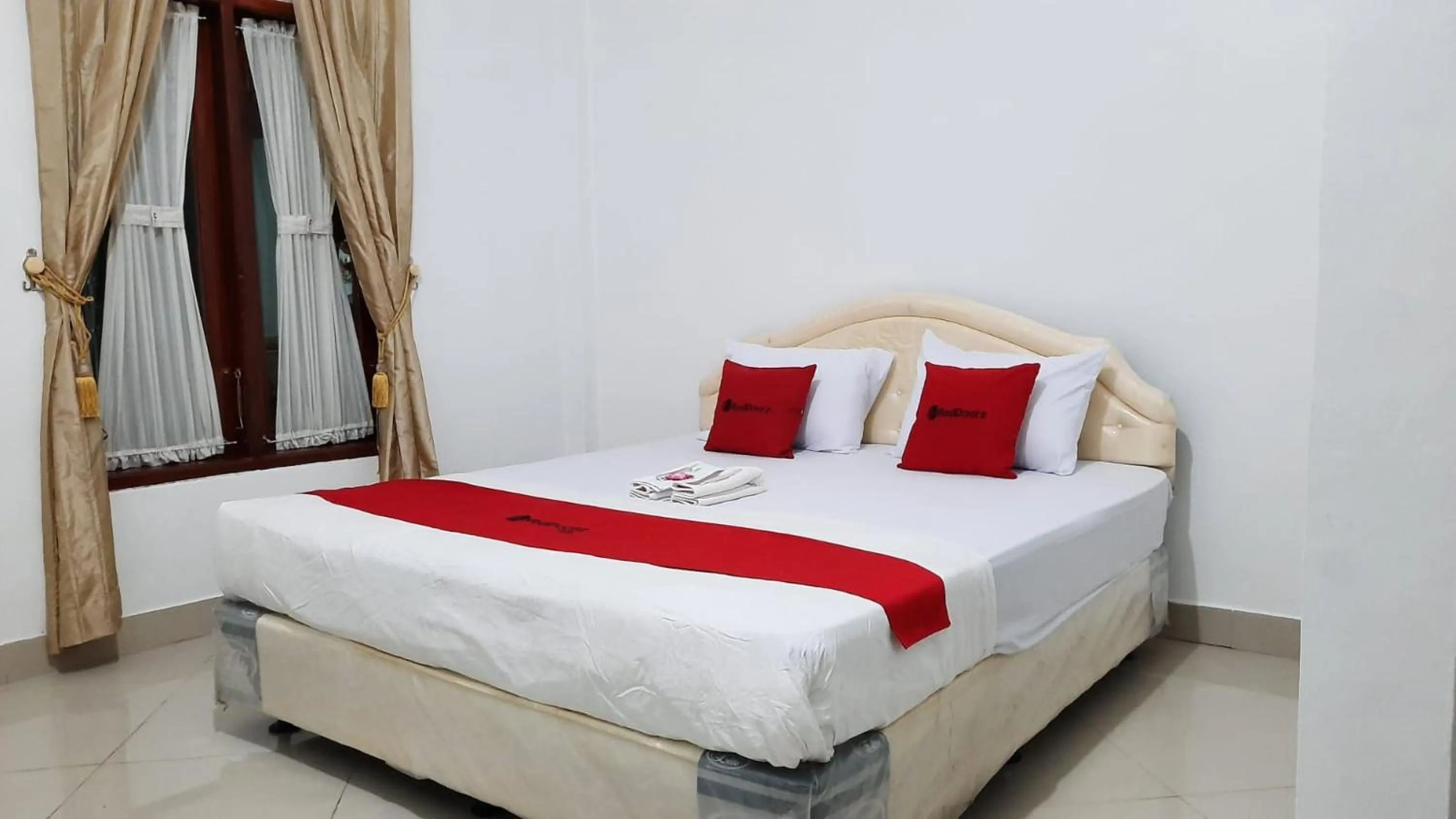 RedDoorz @ Gerson Hotel Abepura