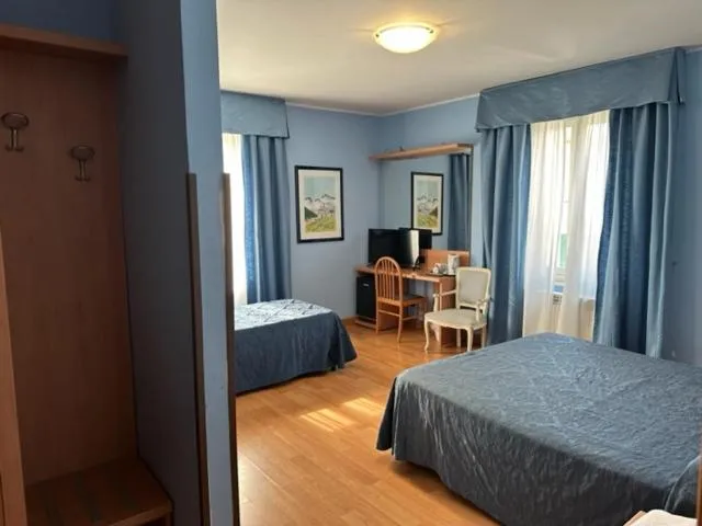 Bed in Hotel L'Isola