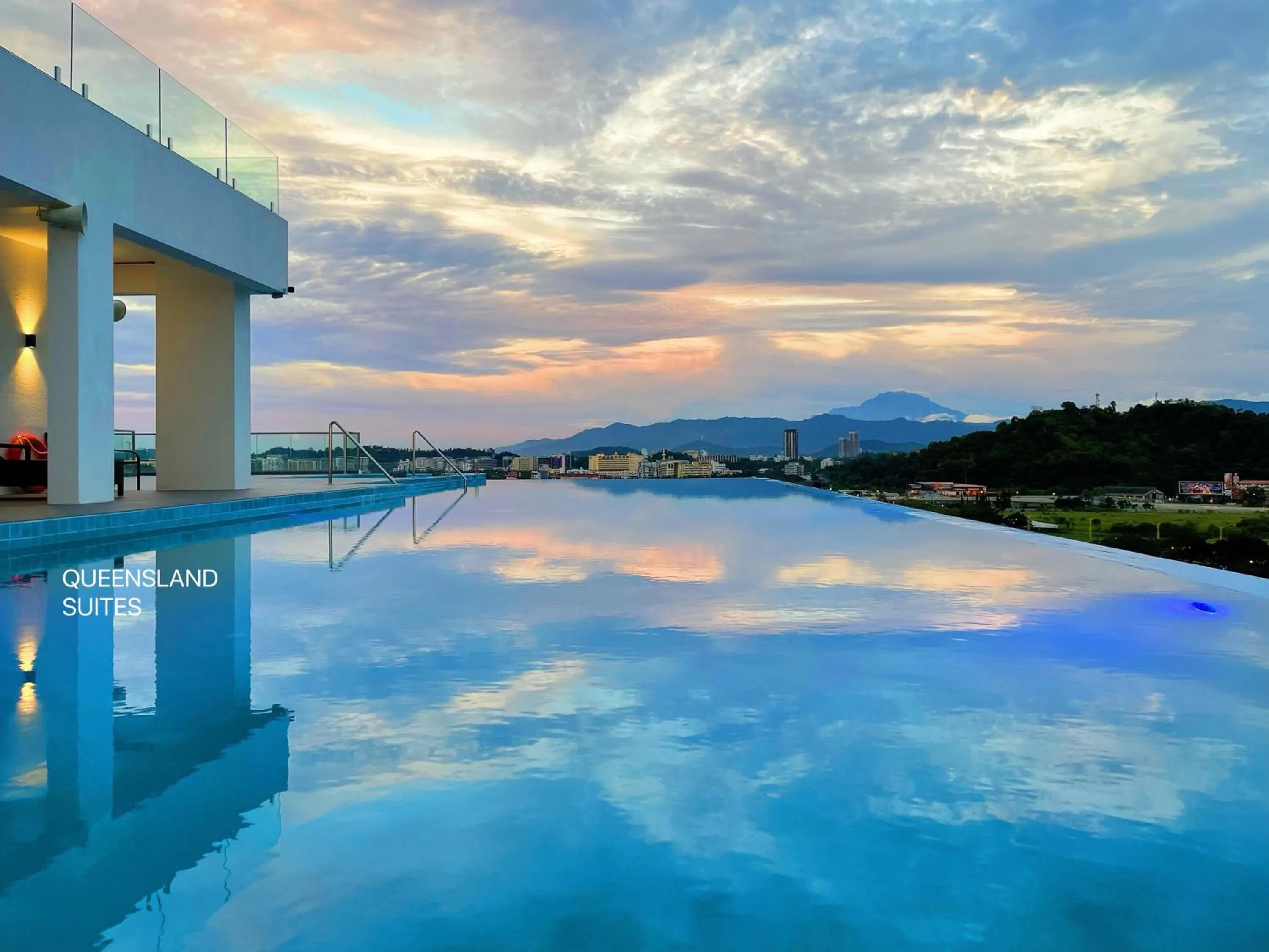 Swimming pool in QUEENSLAND SUITES at Aru Suites, Kota Kinabalu