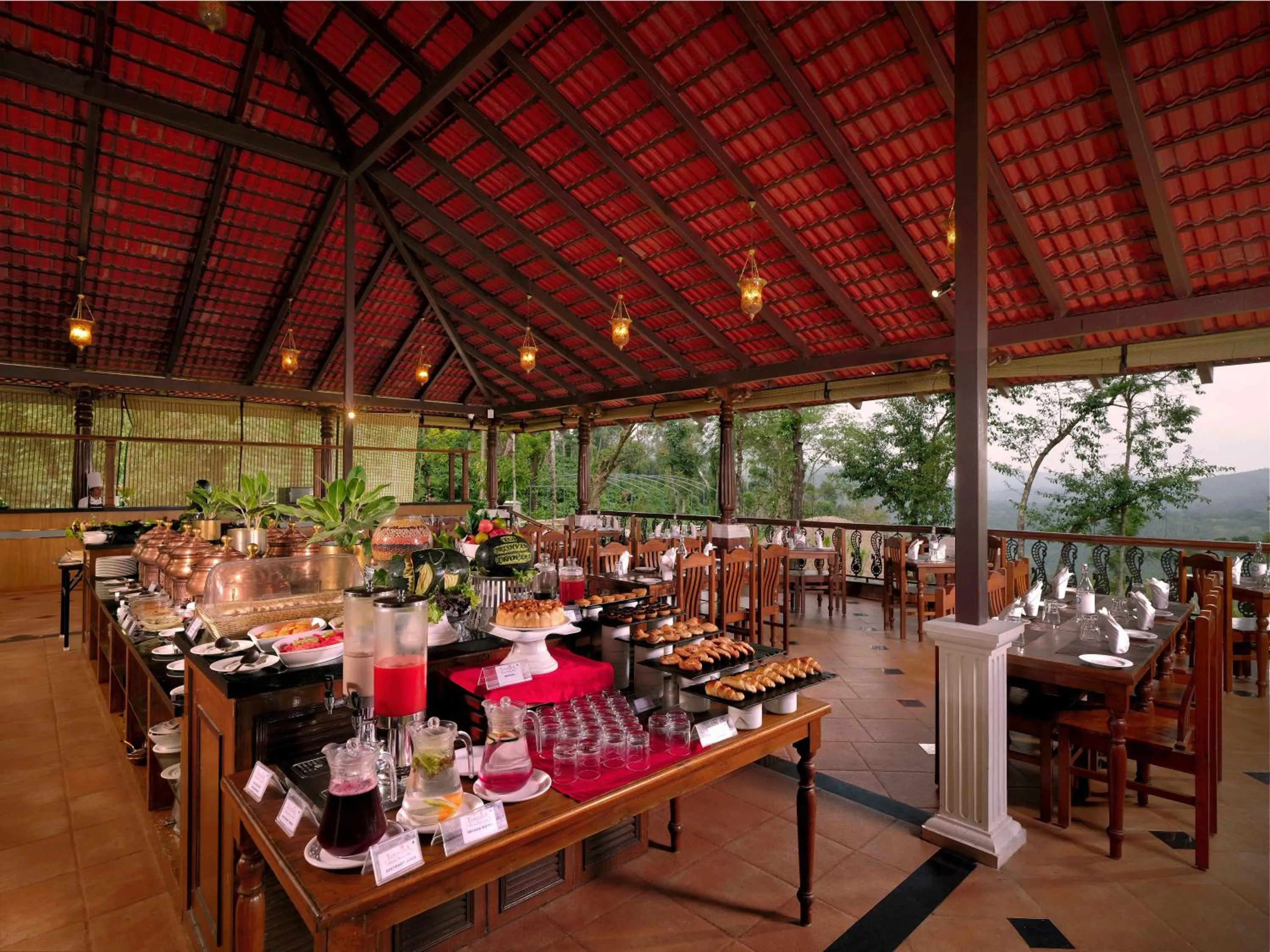 Restaurant/places to eat in Trishvam Tapovana