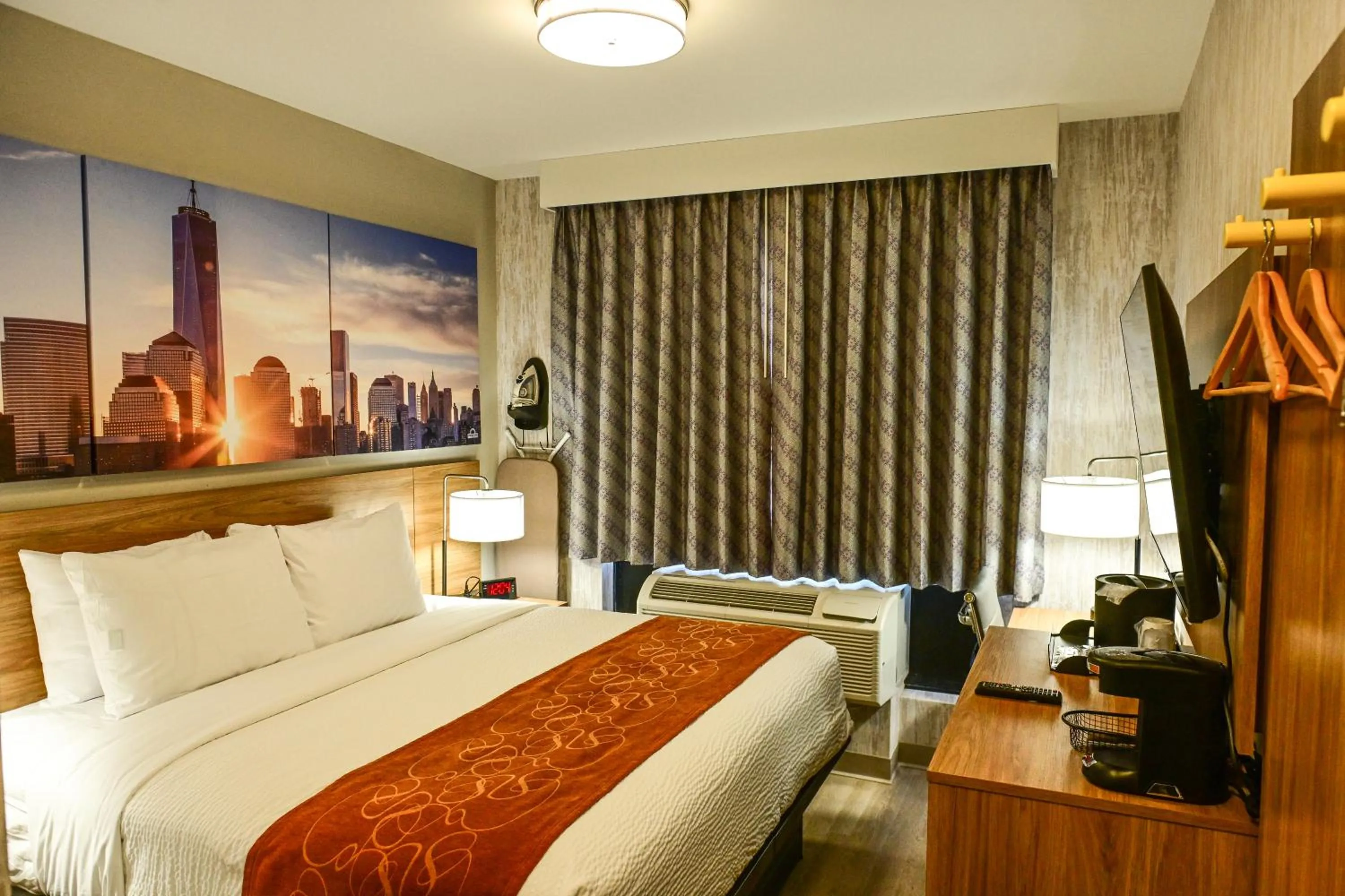 Bed in Days Inn by Wyndham Bronx NYC