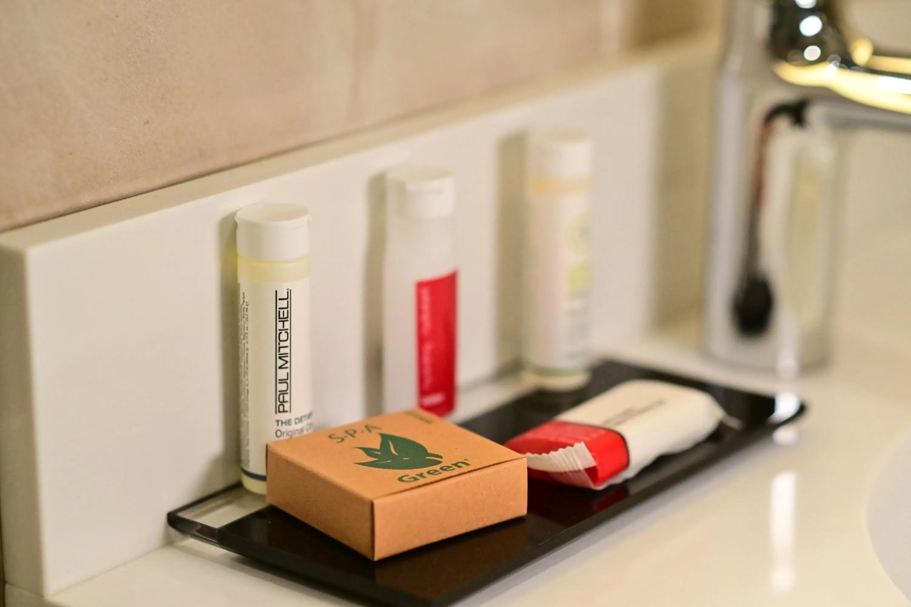 Days Inn by Wyndham Bronx NYC