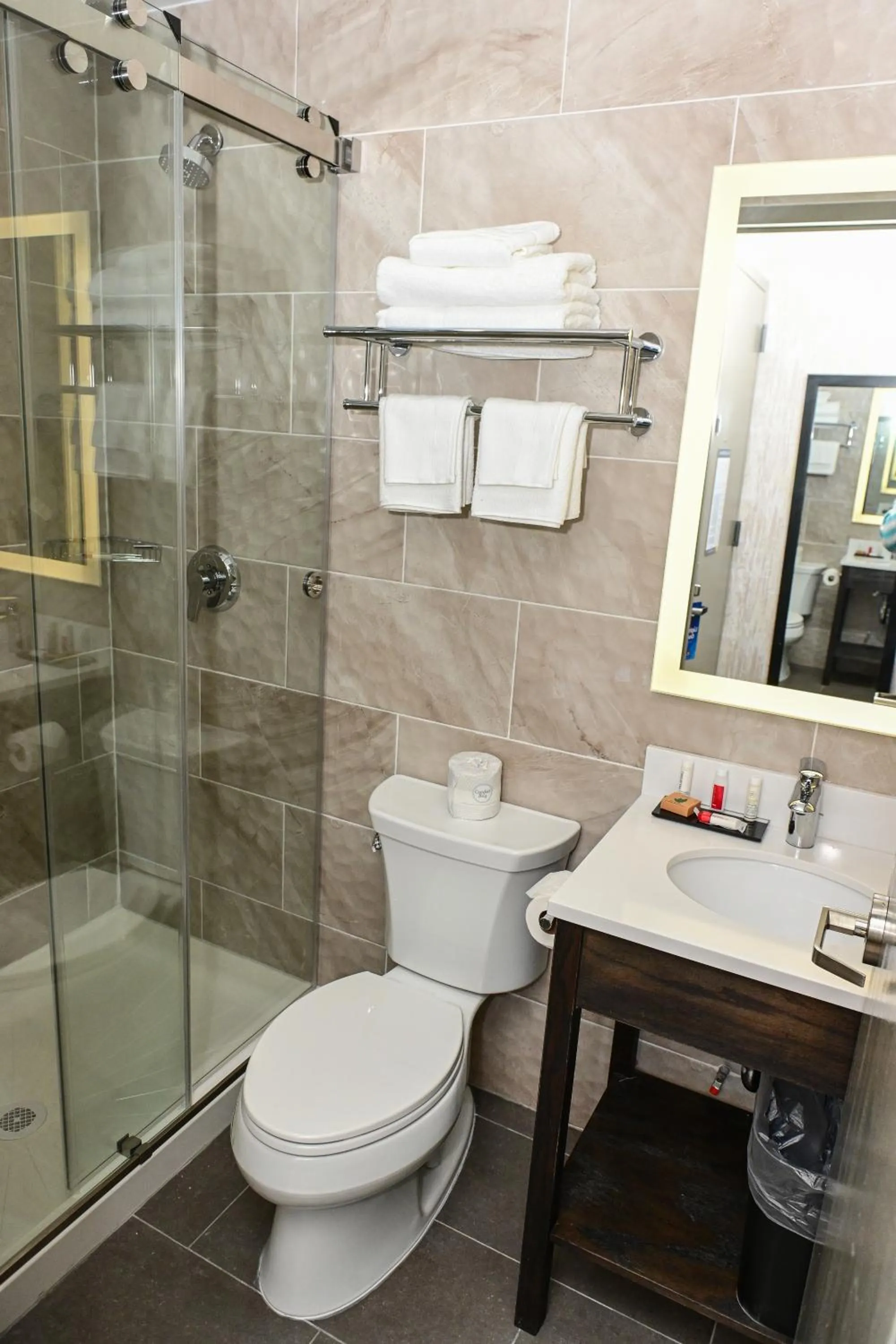 Days Inn by Wyndham Bronx NYC