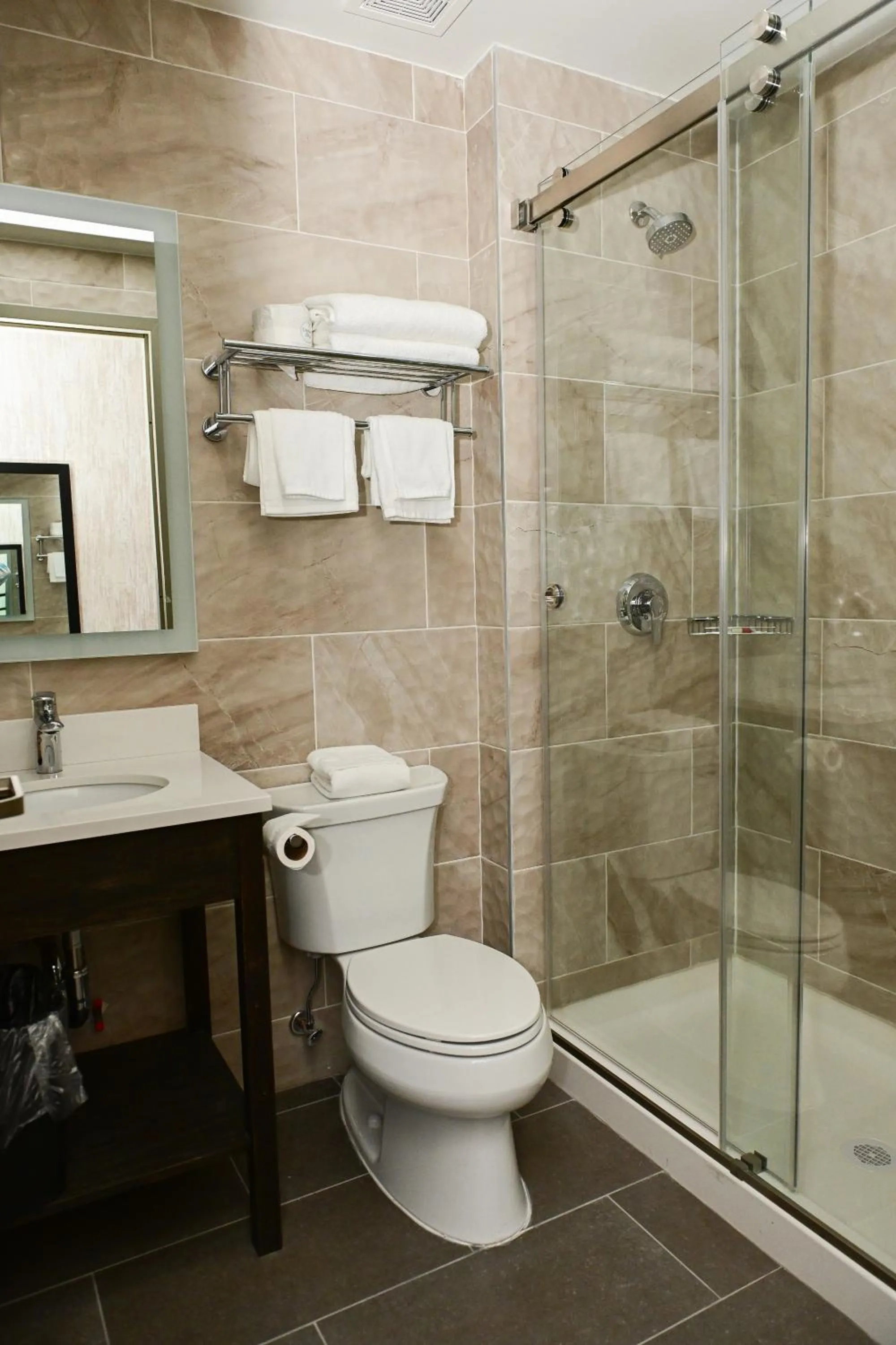 Days Inn by Wyndham Bronx NYC