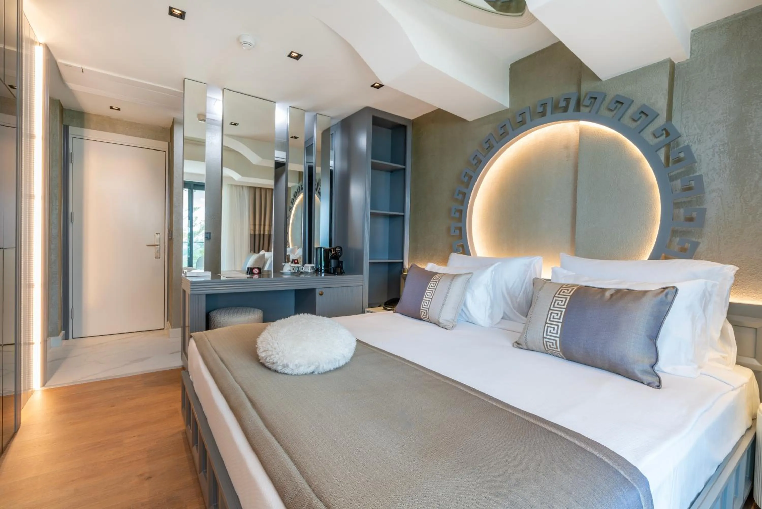 Photo of the whole room, Bed in Golden Star Hotel