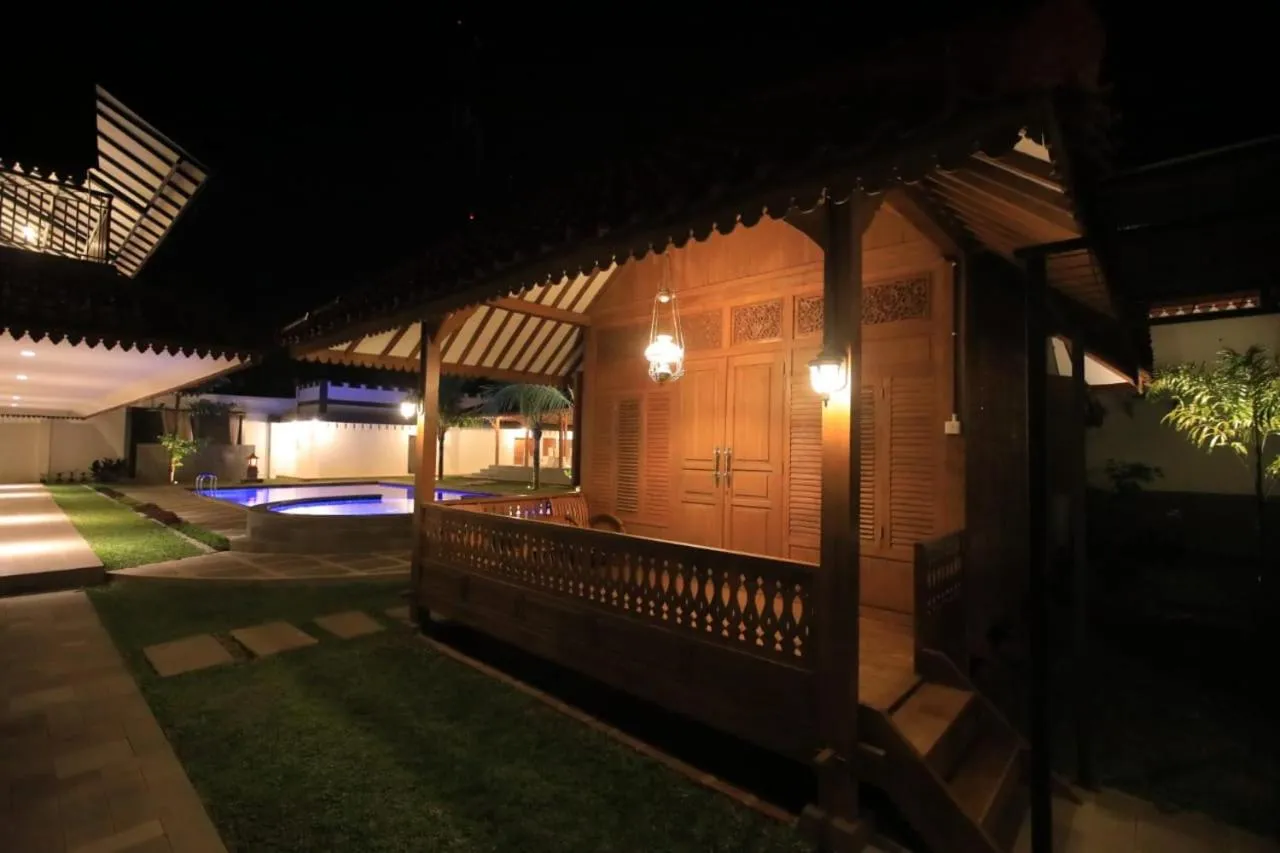 Property building in Hadipriyanto Homestay