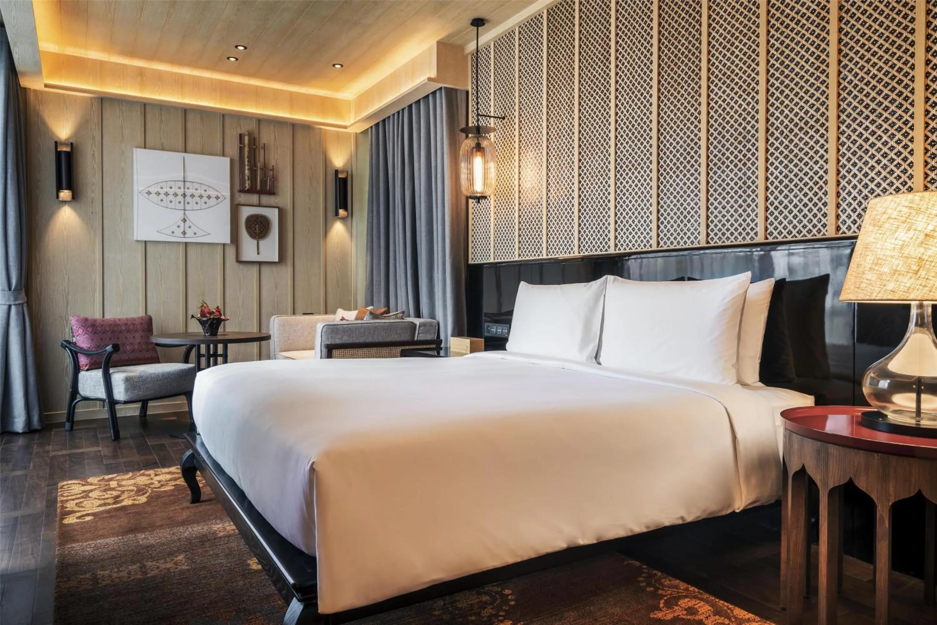 Photo of the whole room, Bed in Andaz Pattaya Jomtien Beach, By Hyatt