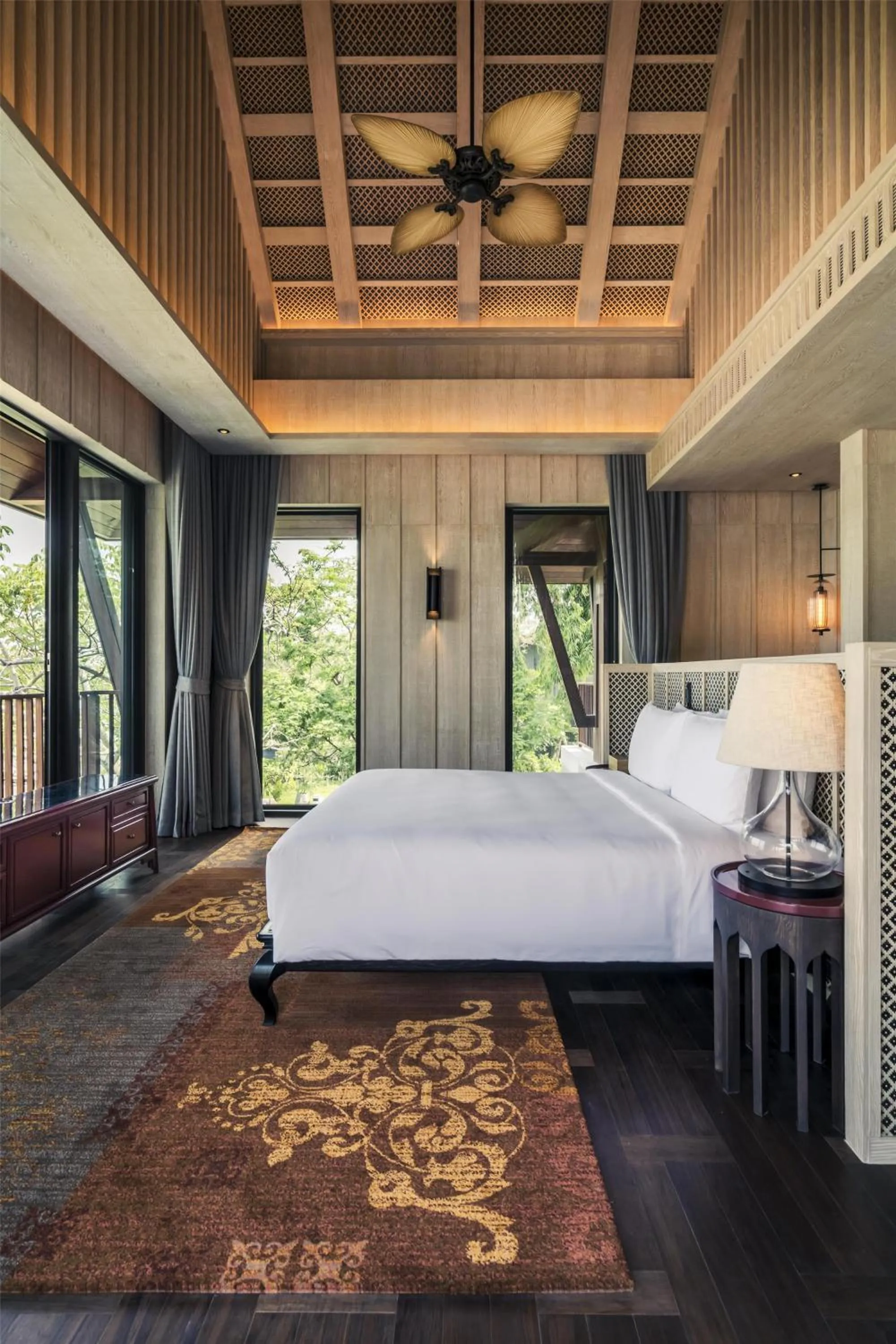 Photo of the whole room, Bed in Andaz Pattaya Jomtien Beach, By Hyatt