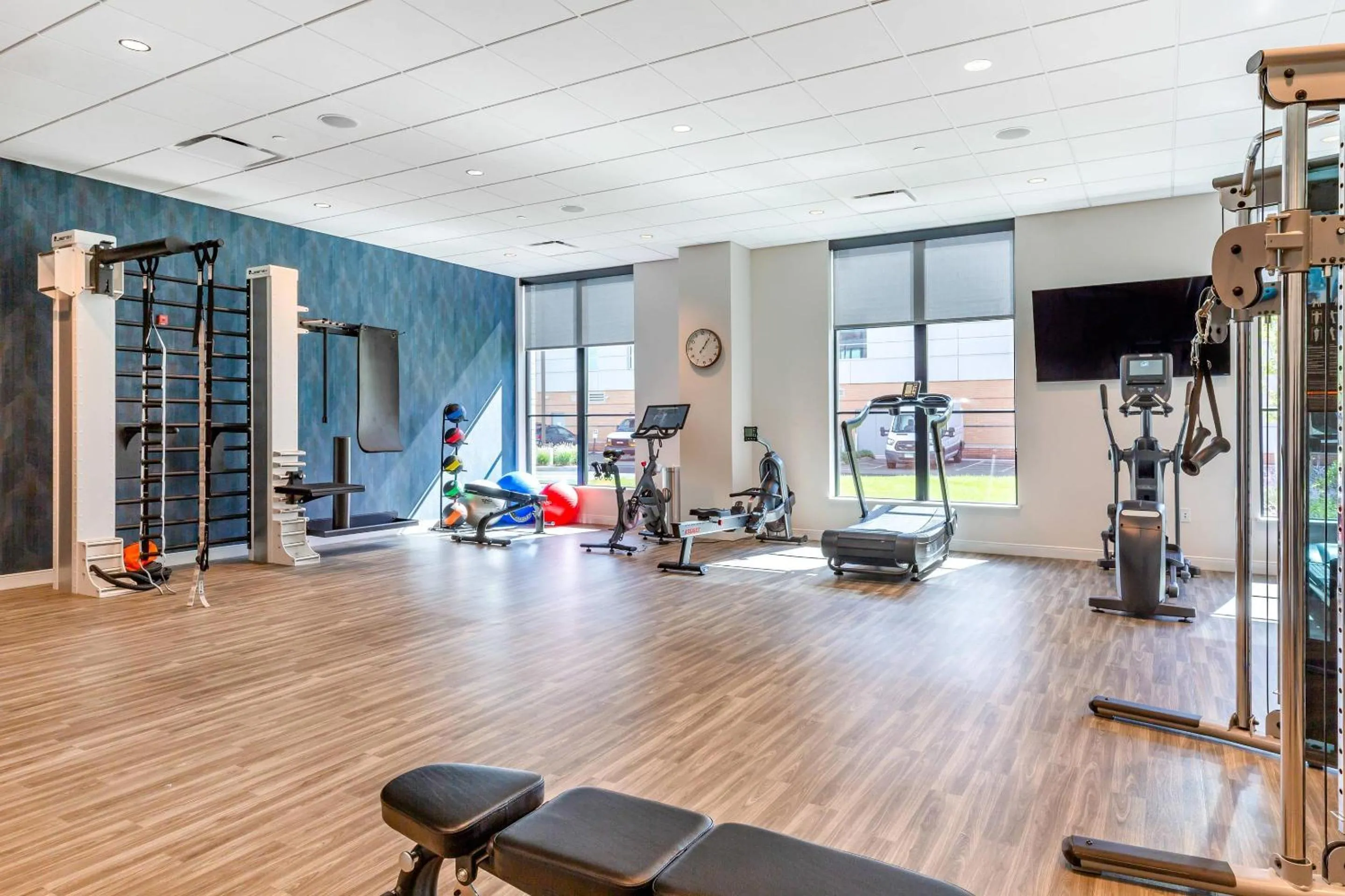 Fitness centre/facilities in Cambria Hotel New Haven University Area