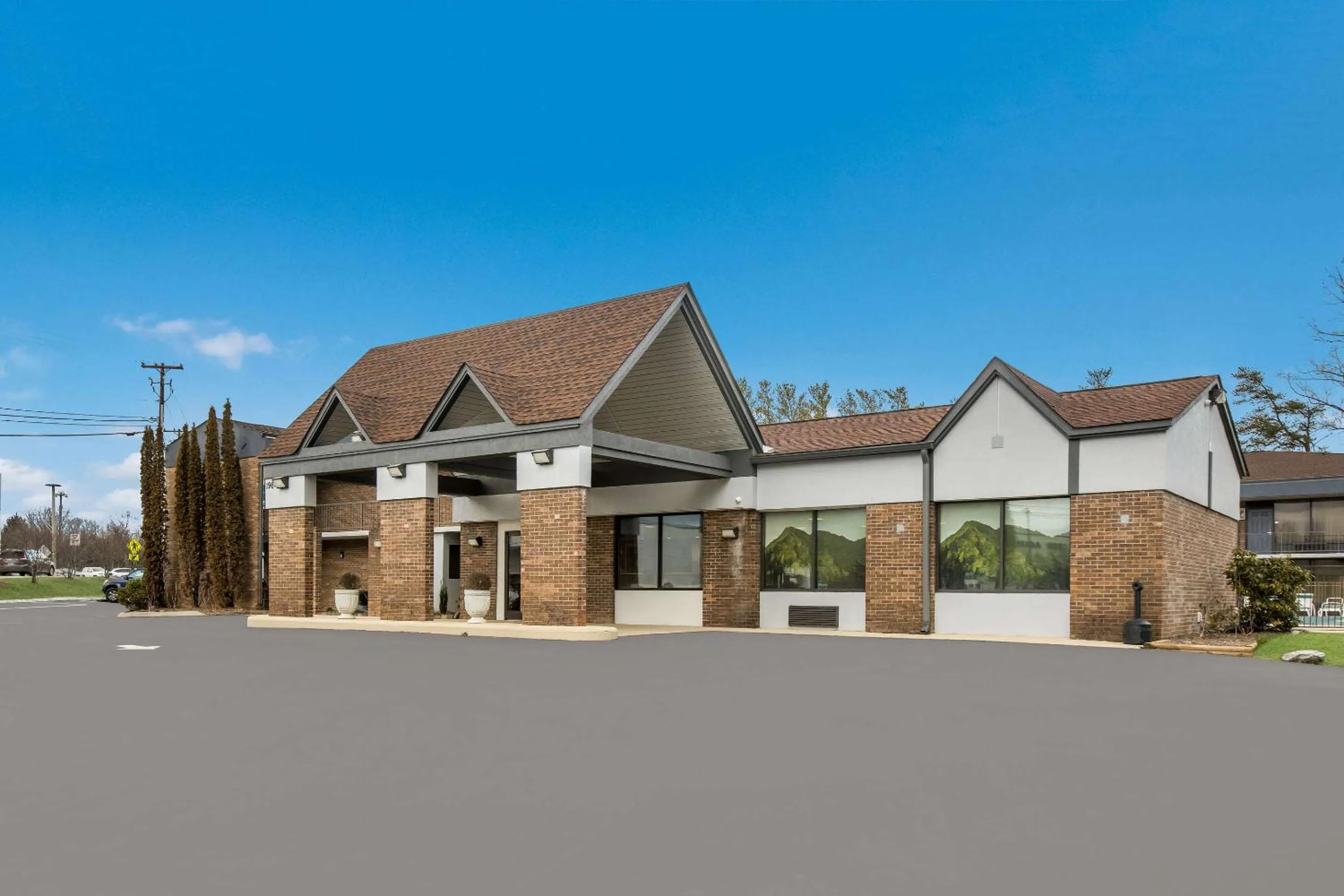 Property building in Quality Inn Asheville Airport