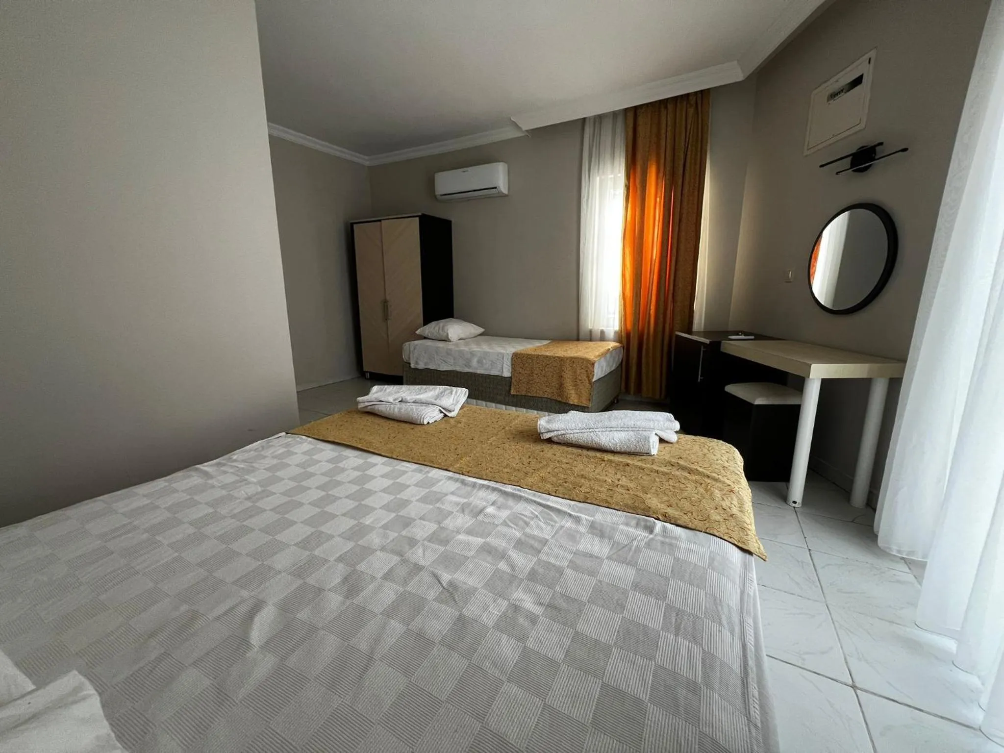 Bed in Side Beach Club