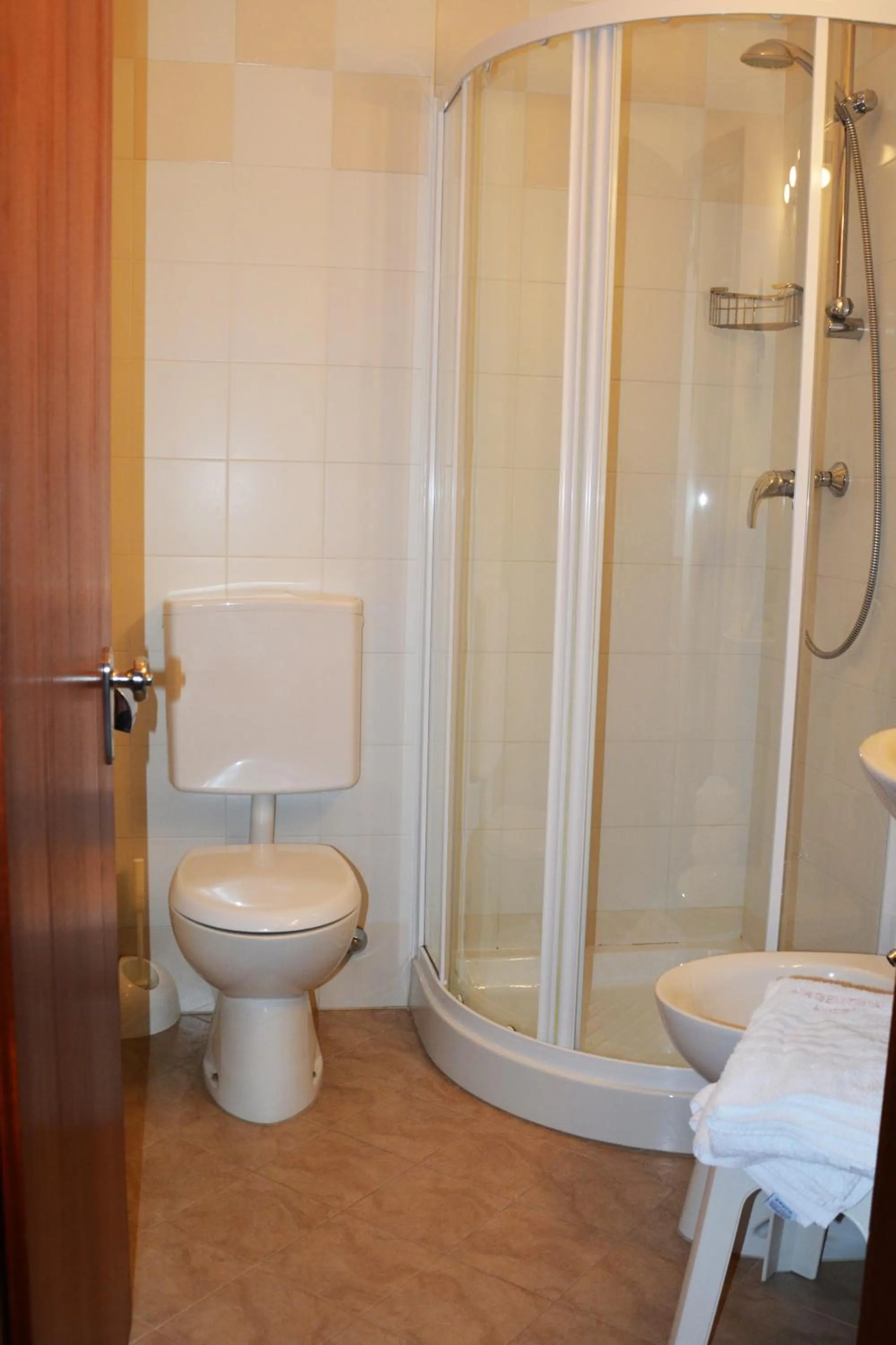 Shower in Hotel Argentina